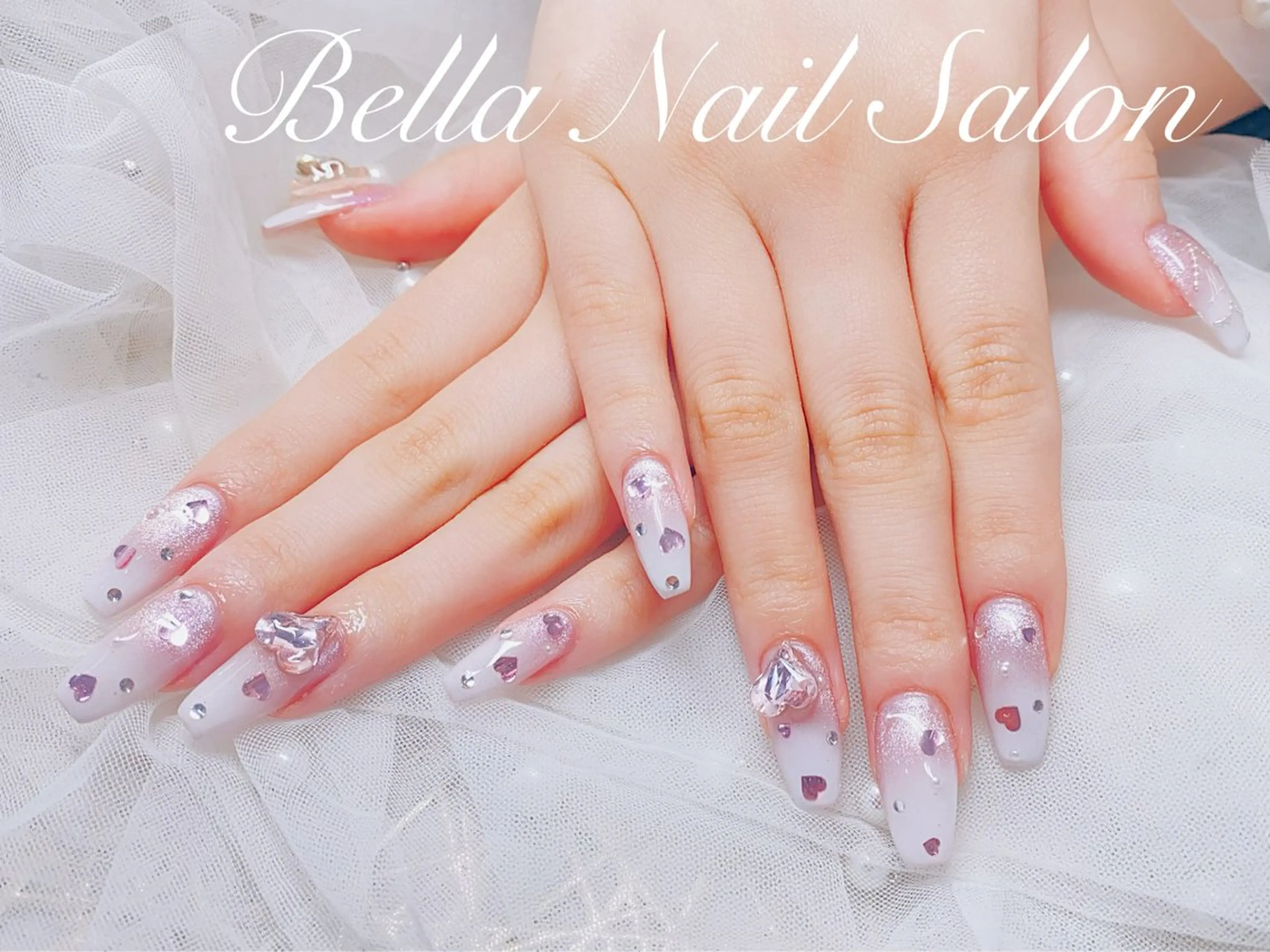 ネイル 持ち込み ハンドネイル Bella Nail Salonパラジェルのネイルデザイン