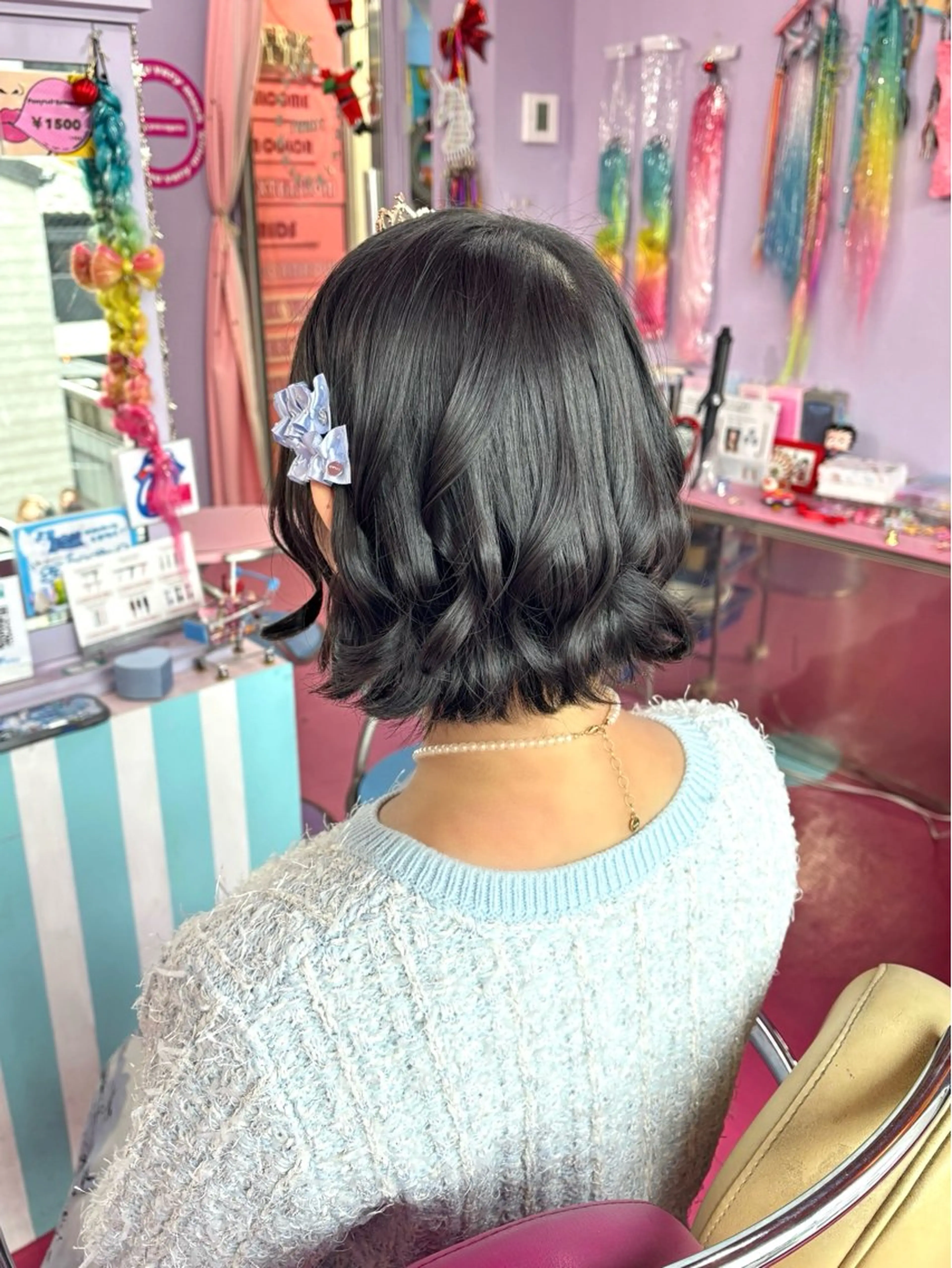 ショート ヘアアレンジ ボブ ヘアセット TOY🐈‍⬛🎀 派手髪/地雷系のヘアスタイル