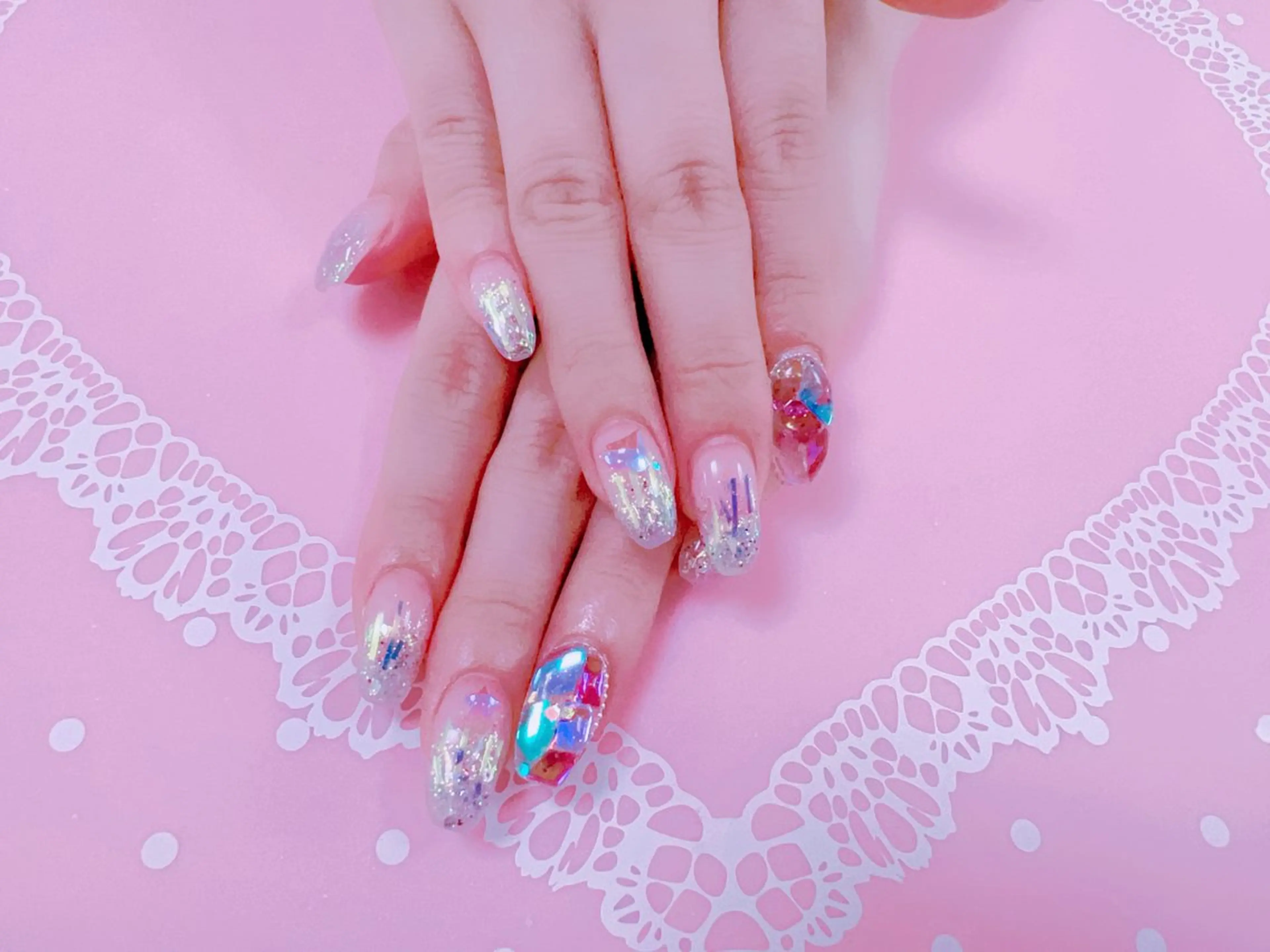 ネイル はぴねす所属・横浜 美夢のネイルデザイン