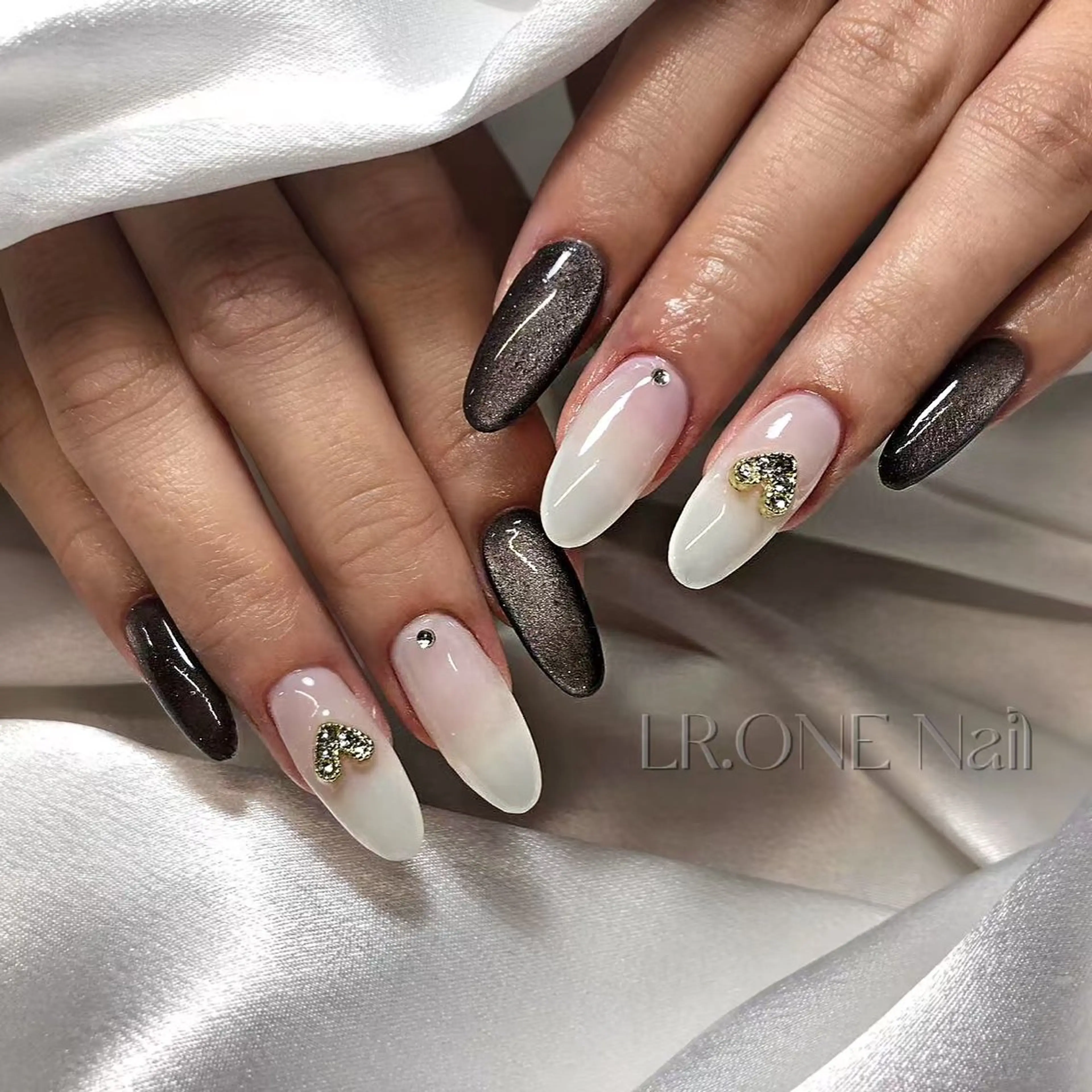 ネイル ハンドネイル LR.ONE ヨウのネイルデザイン