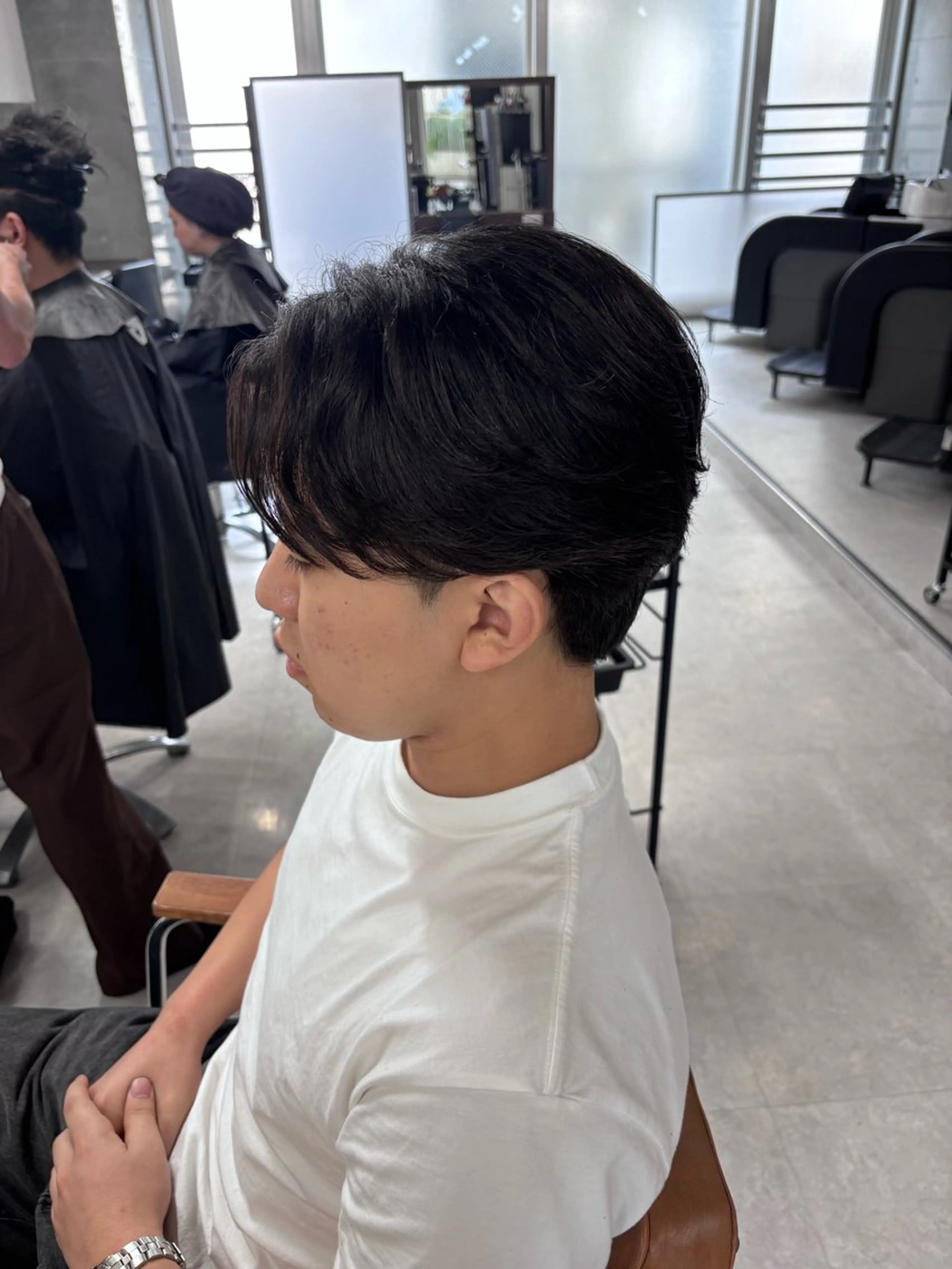 パーマ メンズ カット パーマ トリートメント ヘッドスパ ヘアセット フェザーの鬼 🇰🇷yutoのヘアスタイル