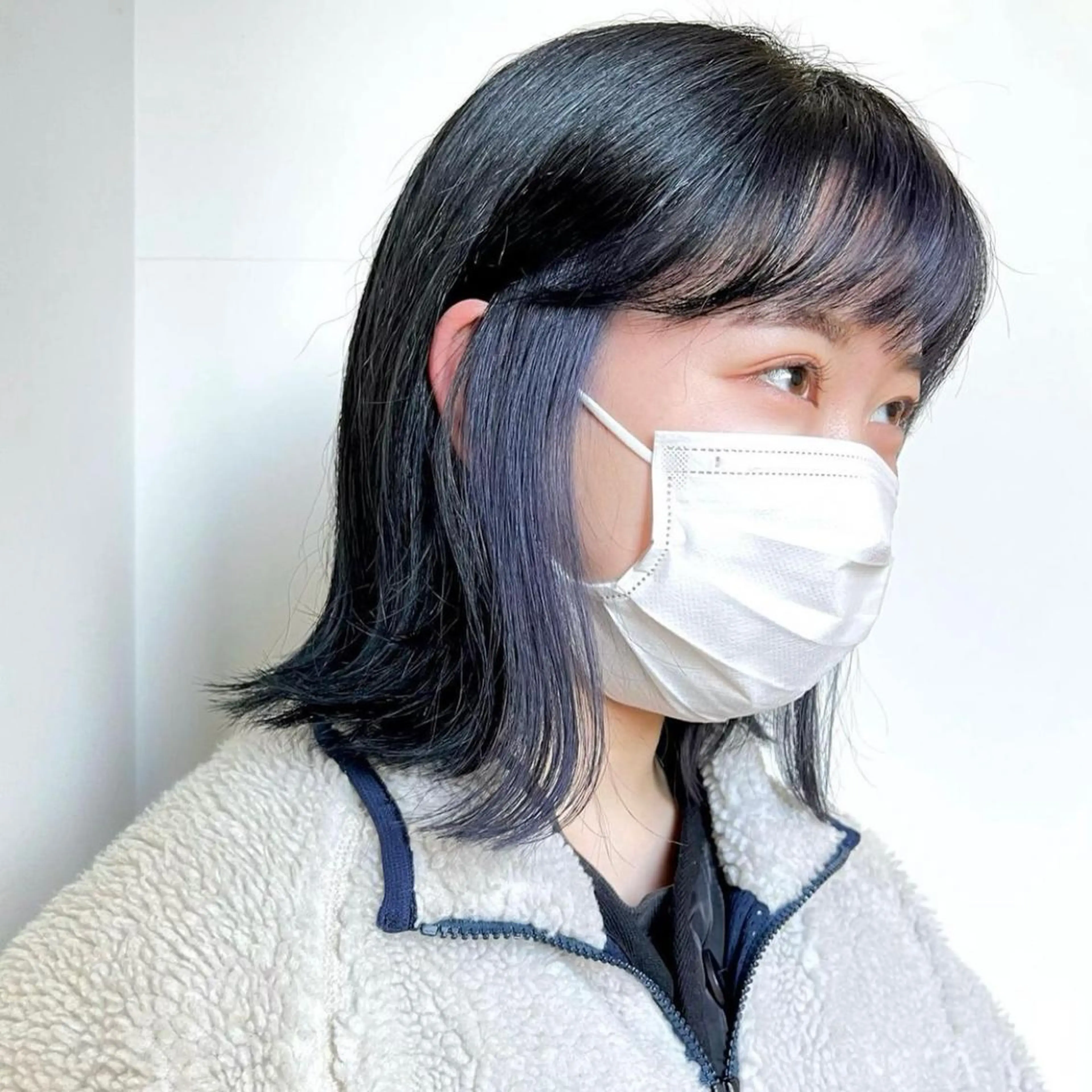 ミディアム カラー ブルーカラー ブルーラベンダー インナーカラー ラベンダーカラー 韓国ヘア /男女☘️ 細江 美紅のヘアスタイル