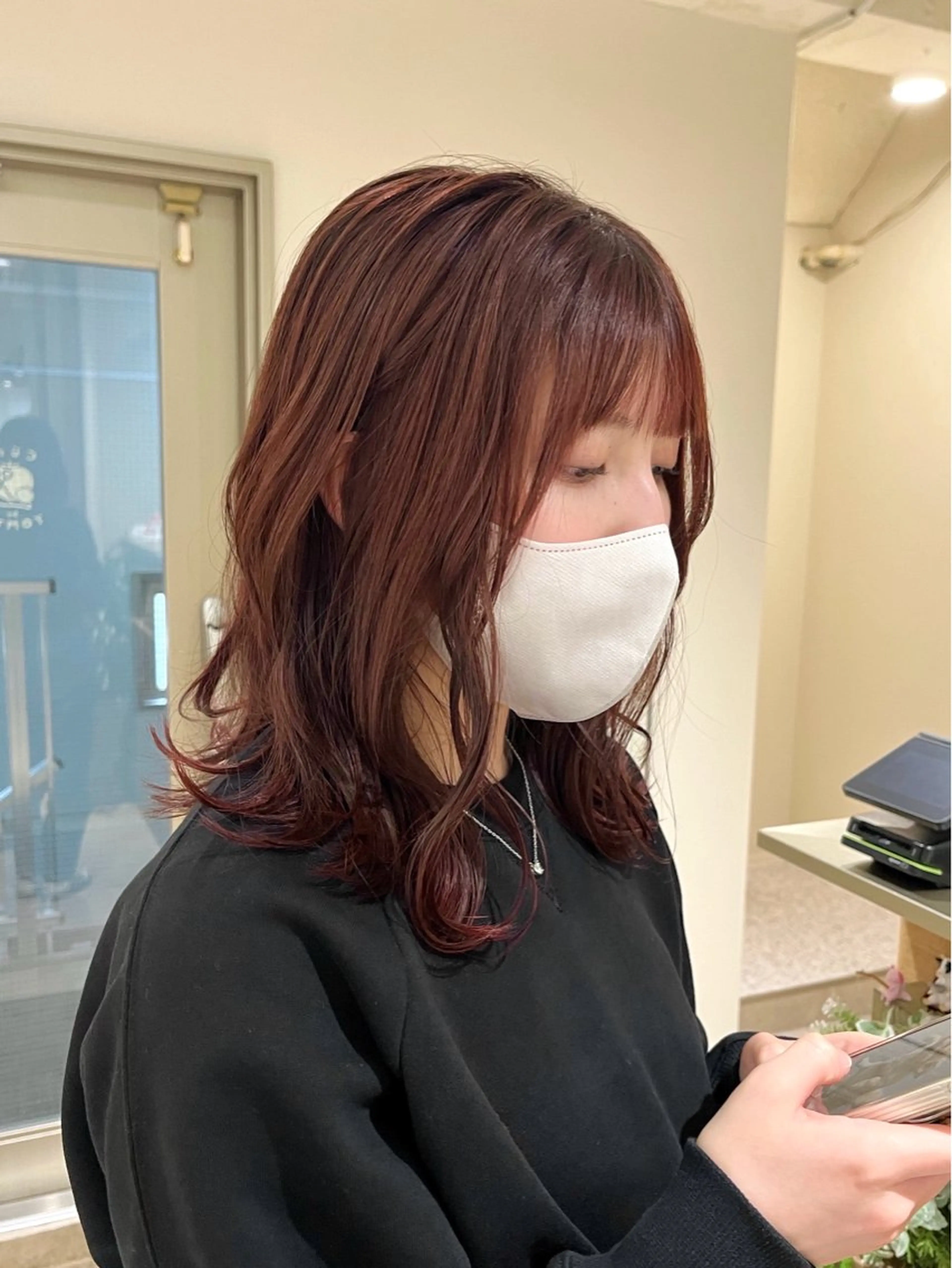 ミディアム カラー ブラウンカラー レッドカラー レッドブラウン カット ヘアカラー KANO🌷 艶カラーのヘアスタイル