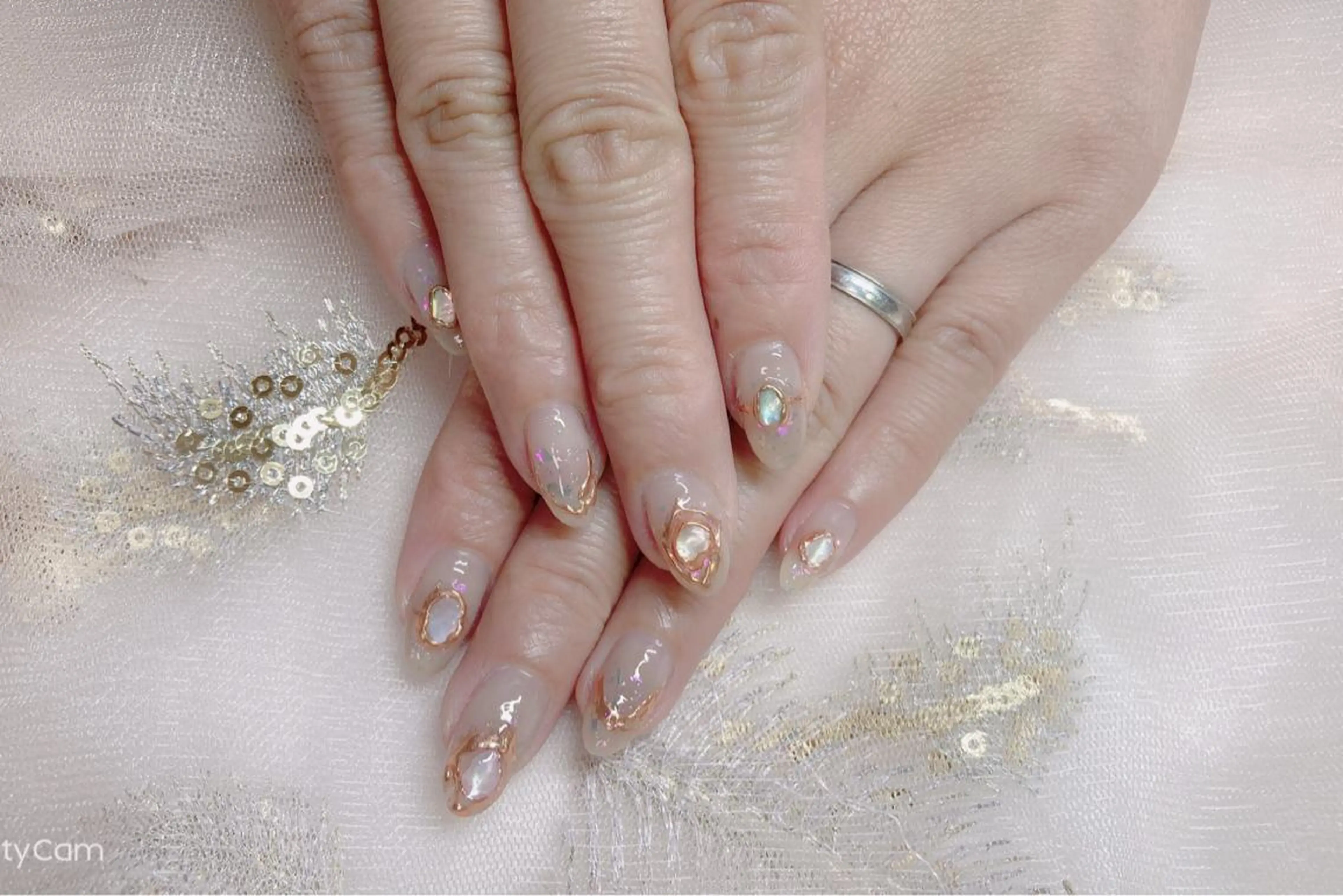 ネイル ewt miniのマツエク・マツパデザイン