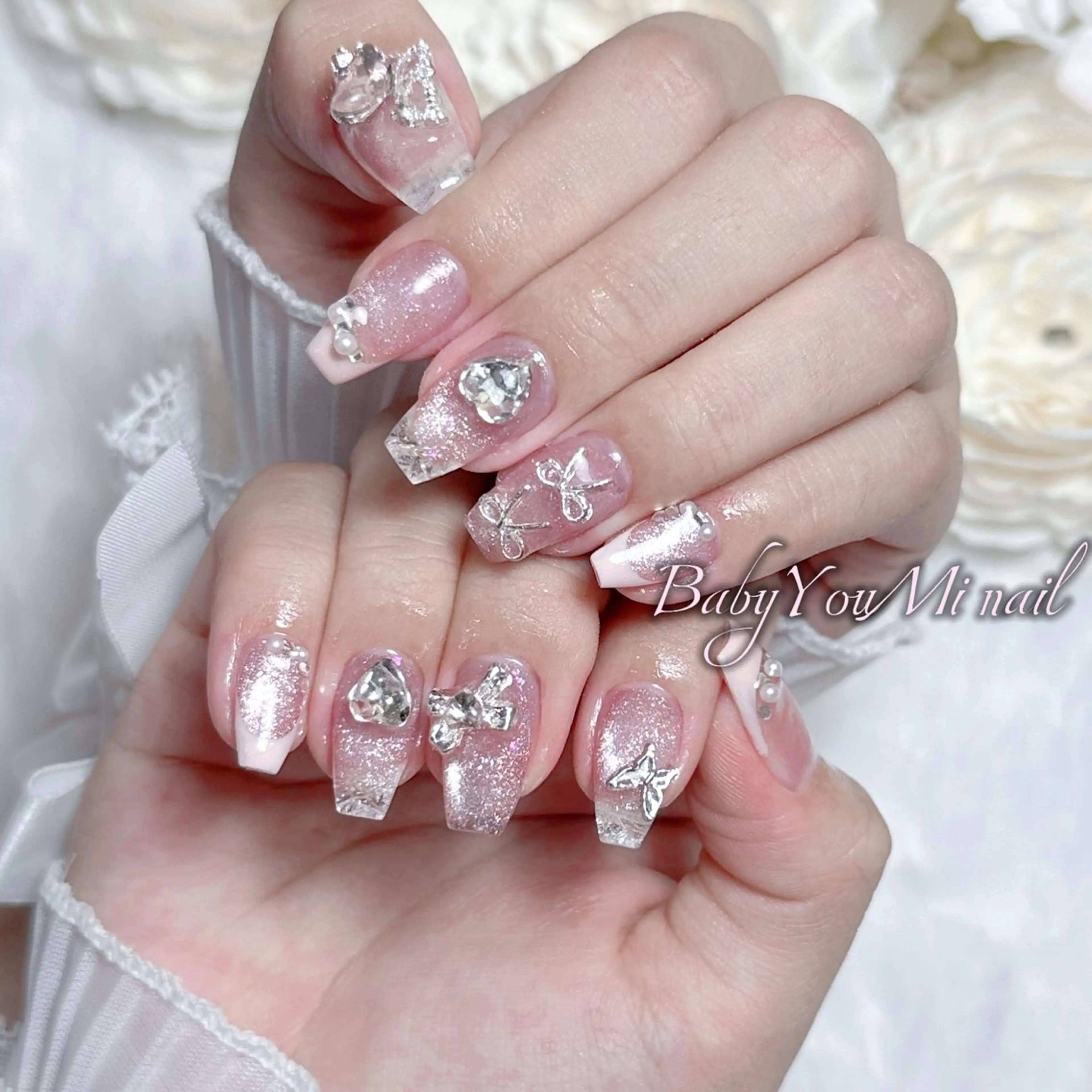 ネイル オーロラネイル チークネイル 成人式 フットネイル フレンチネイル ハンドネイル BabyYouMi nailのネイルデザイン