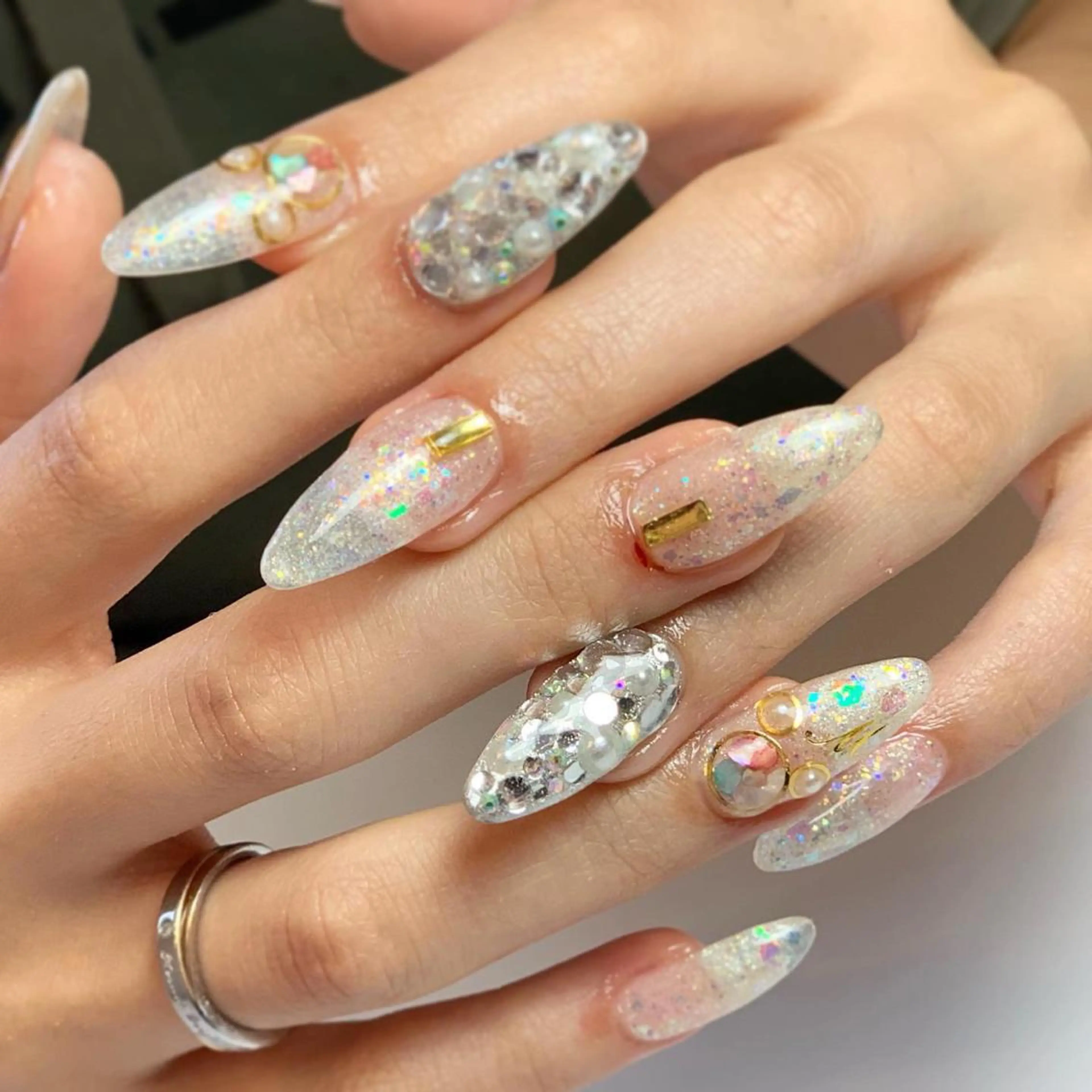 ネイル S. JEWELのネイルデザイン