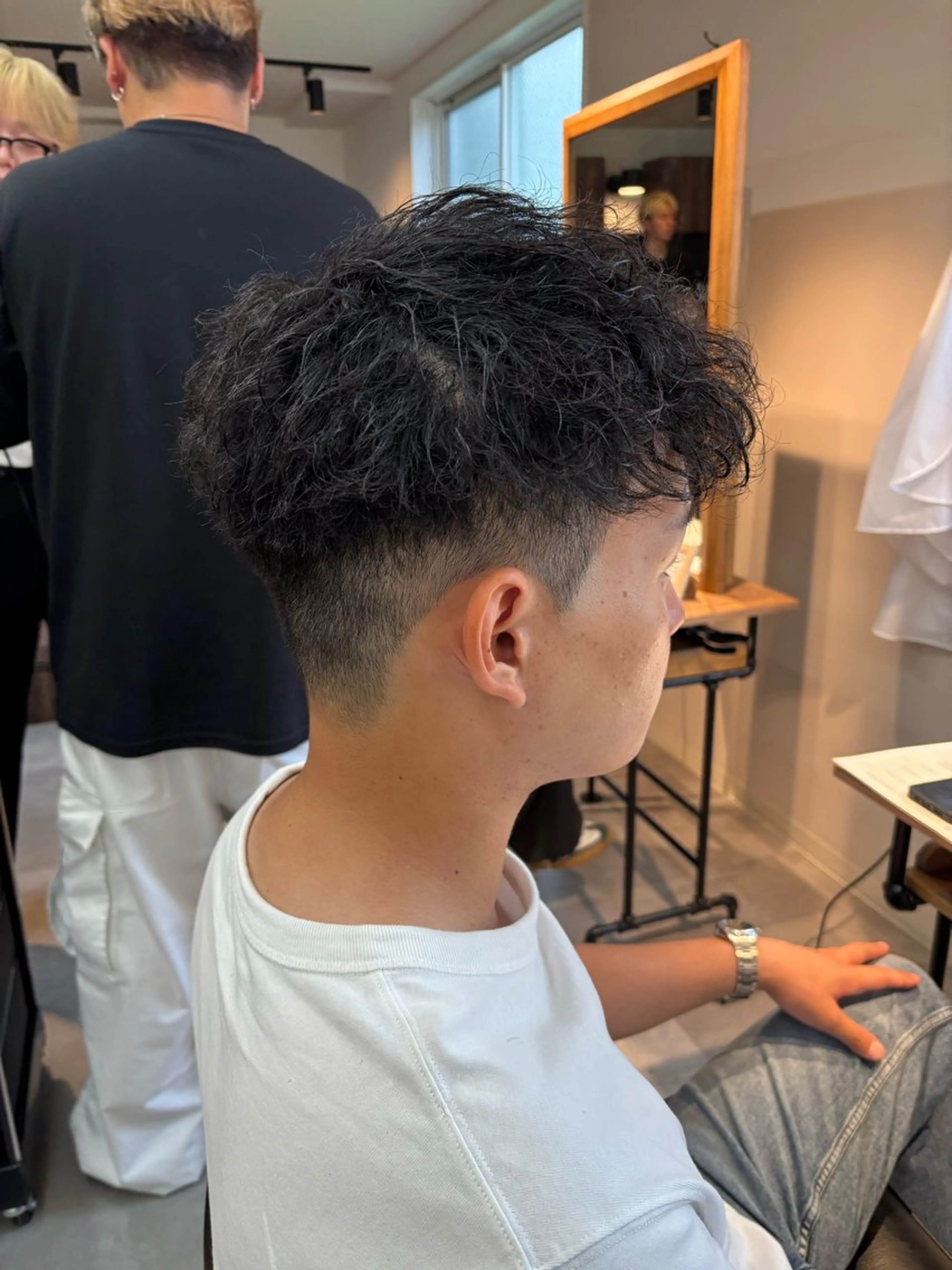 メンズ メンズショート ツーブロック カット 保立/フェザーパーマ /メンズカット千葉のヘアスタイル