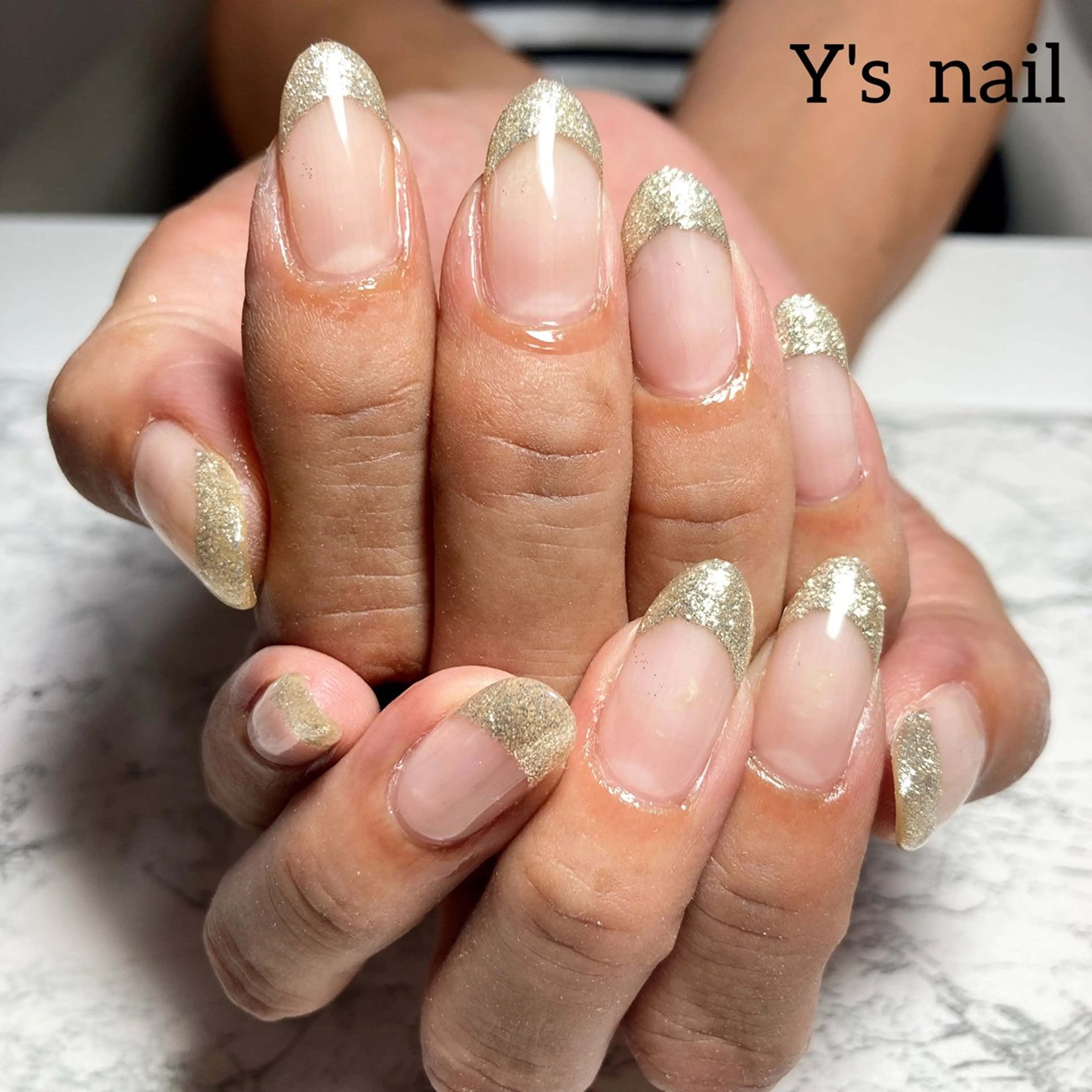ネイル フレンチネイル ラメ(グリッター) 手書きが得意🖌️ Y’s  nailのネイルデザイン