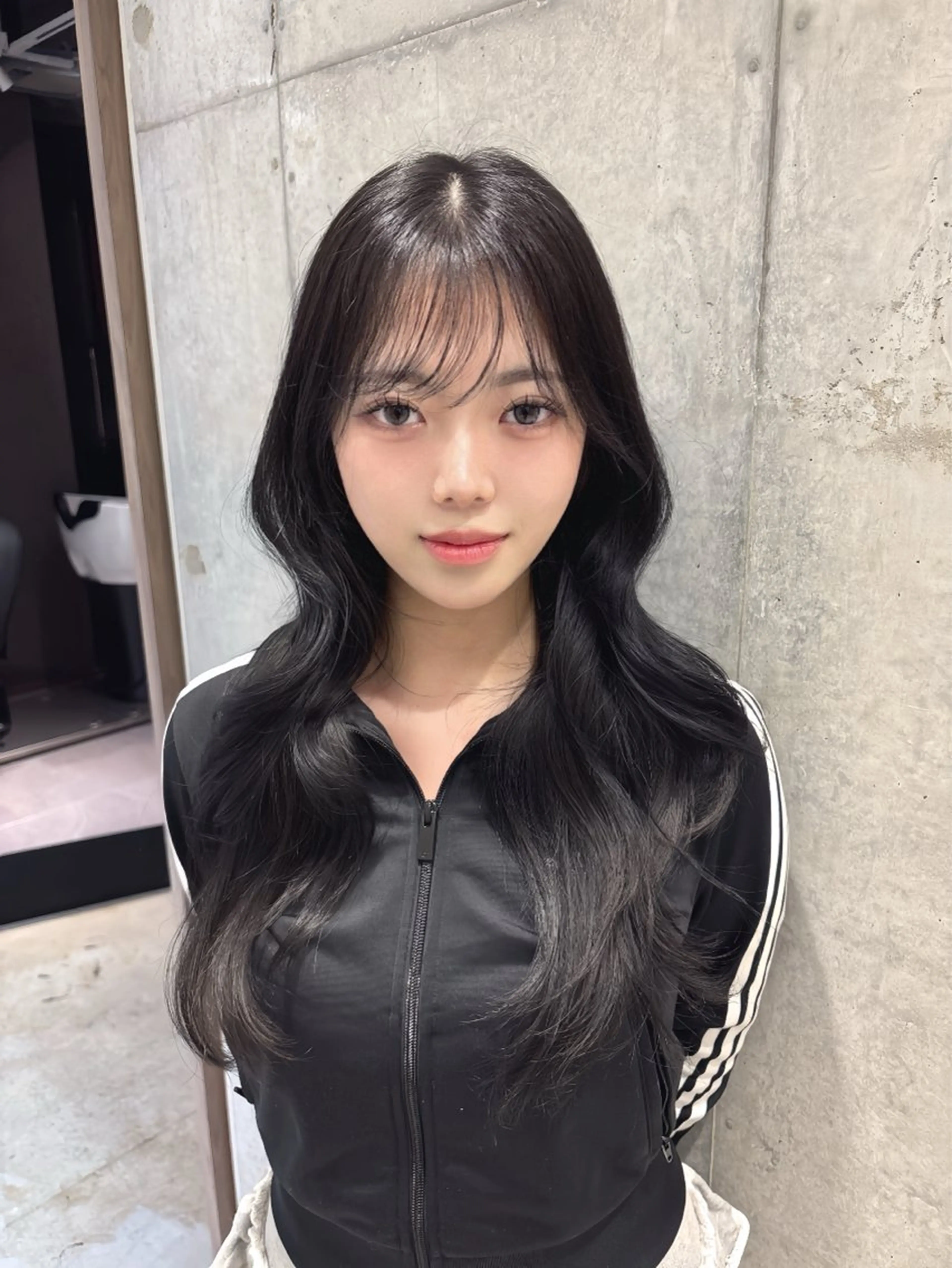 ロング カラー 韓国レイヤー透明感 カラーヨウスケのヘアスタイル