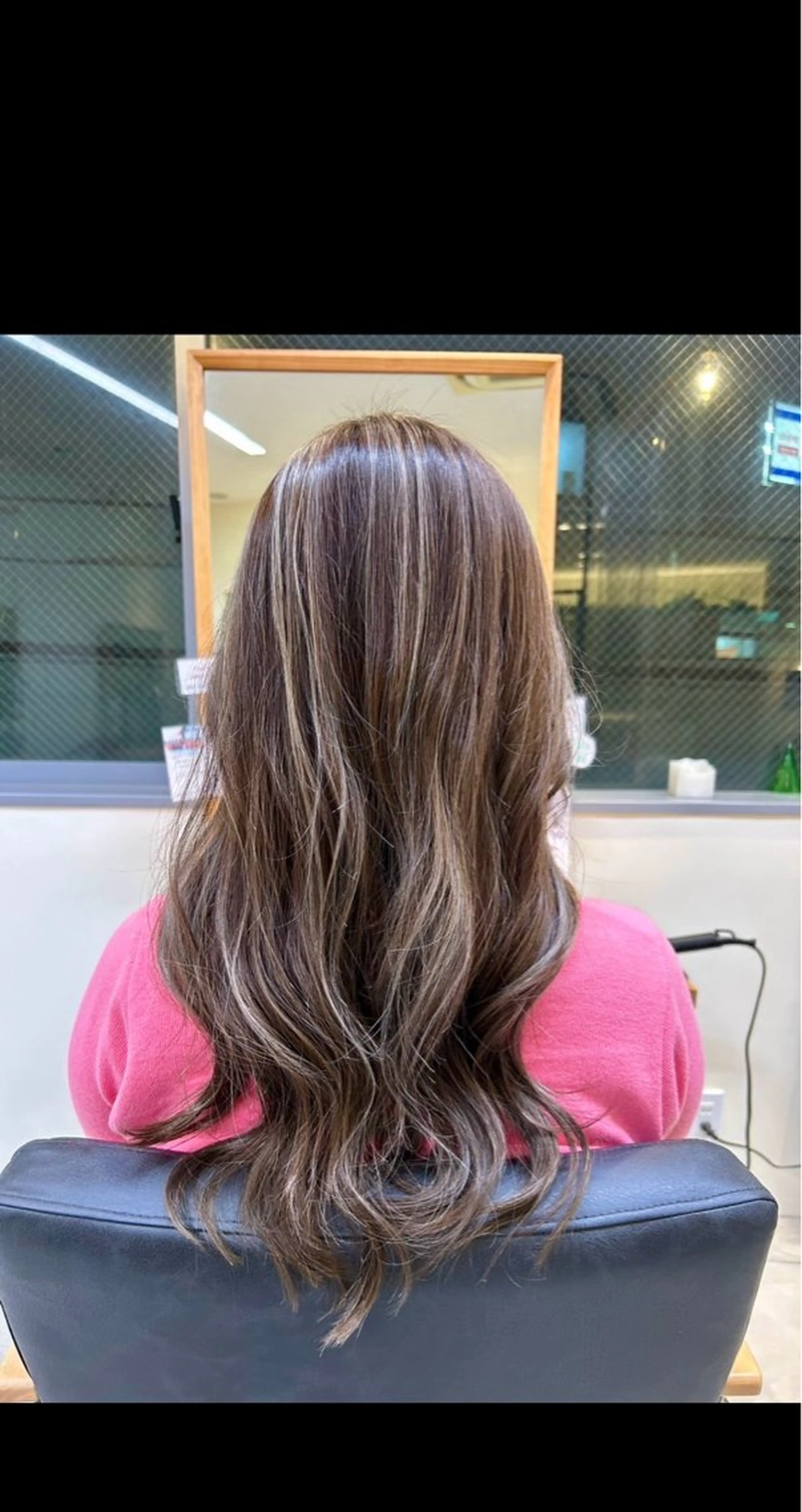 ロング カラー ハイライトカラー ハイライト 城下 颯世のヘアスタイル