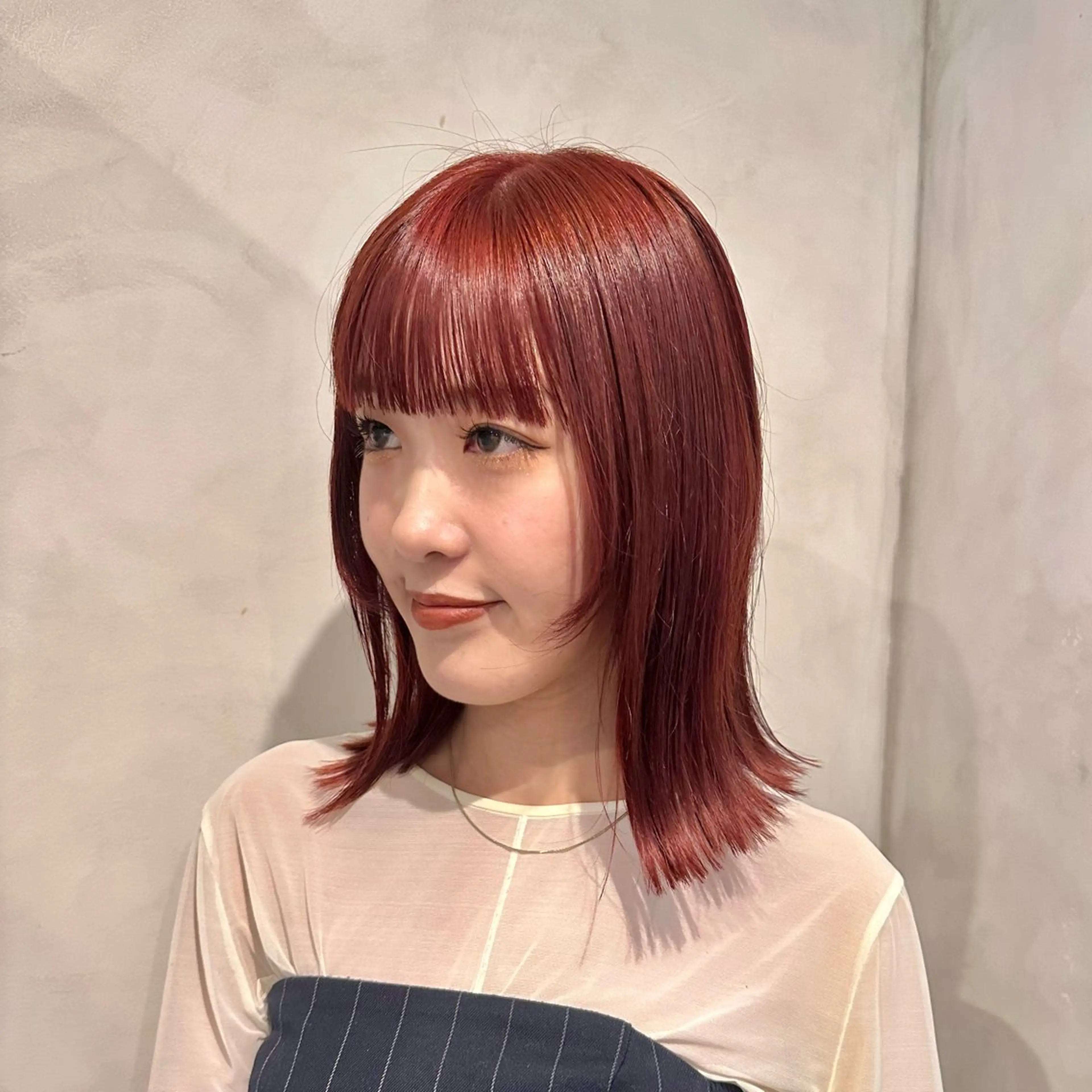 ミディアム カラー ブリーチ ダブルカラー ブリーチなしカラー オレンジ レッドカラー カット ヘアカラー トリートメント Yuki☺︎パーマ レイヤーカットのヘアスタイル