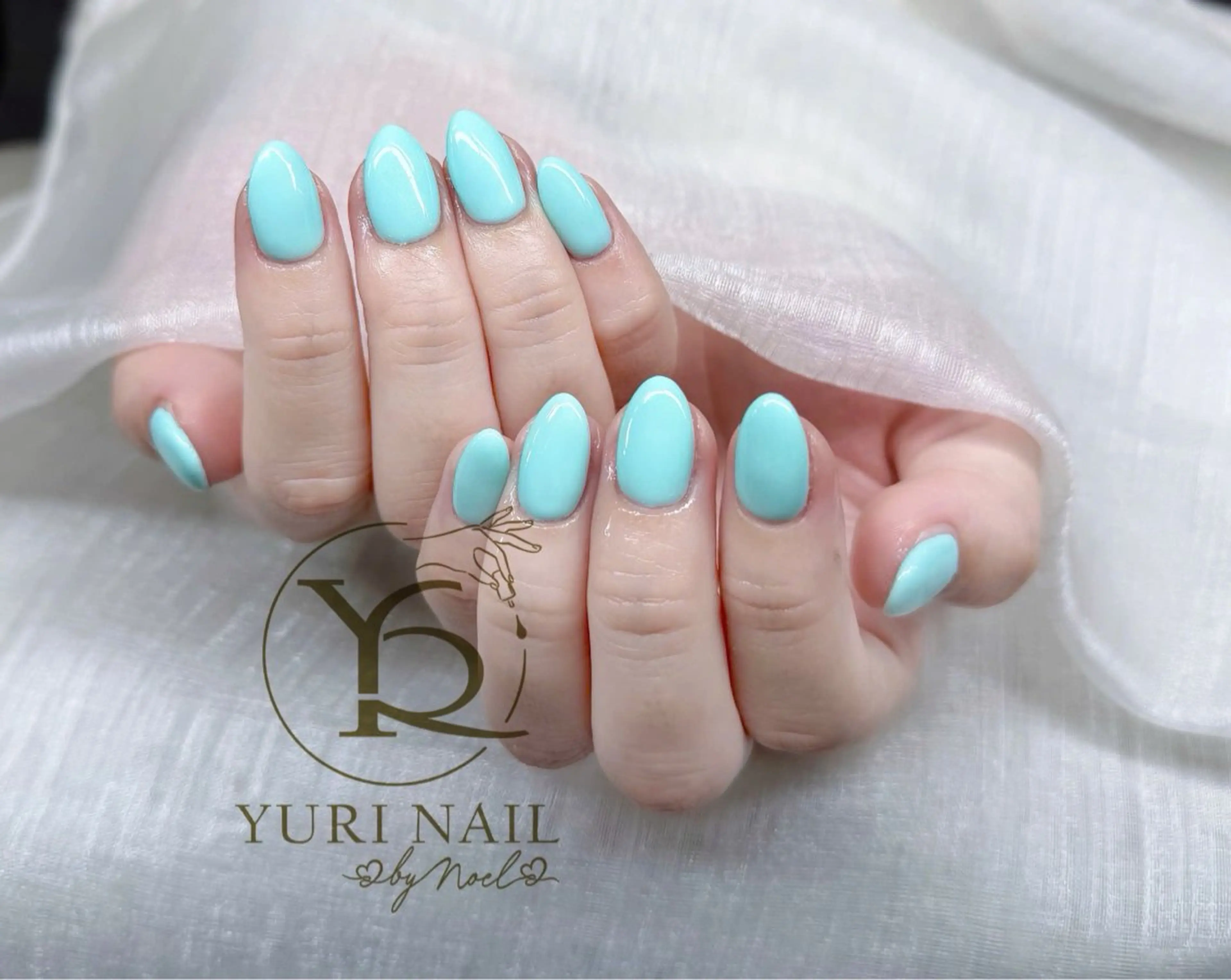 ネイル オーロラネイル ブルー チークネイル フレンチネイル ジェルネイル ハンドネイル フットネイル YURI Nail Funabashiのネイルデザイン