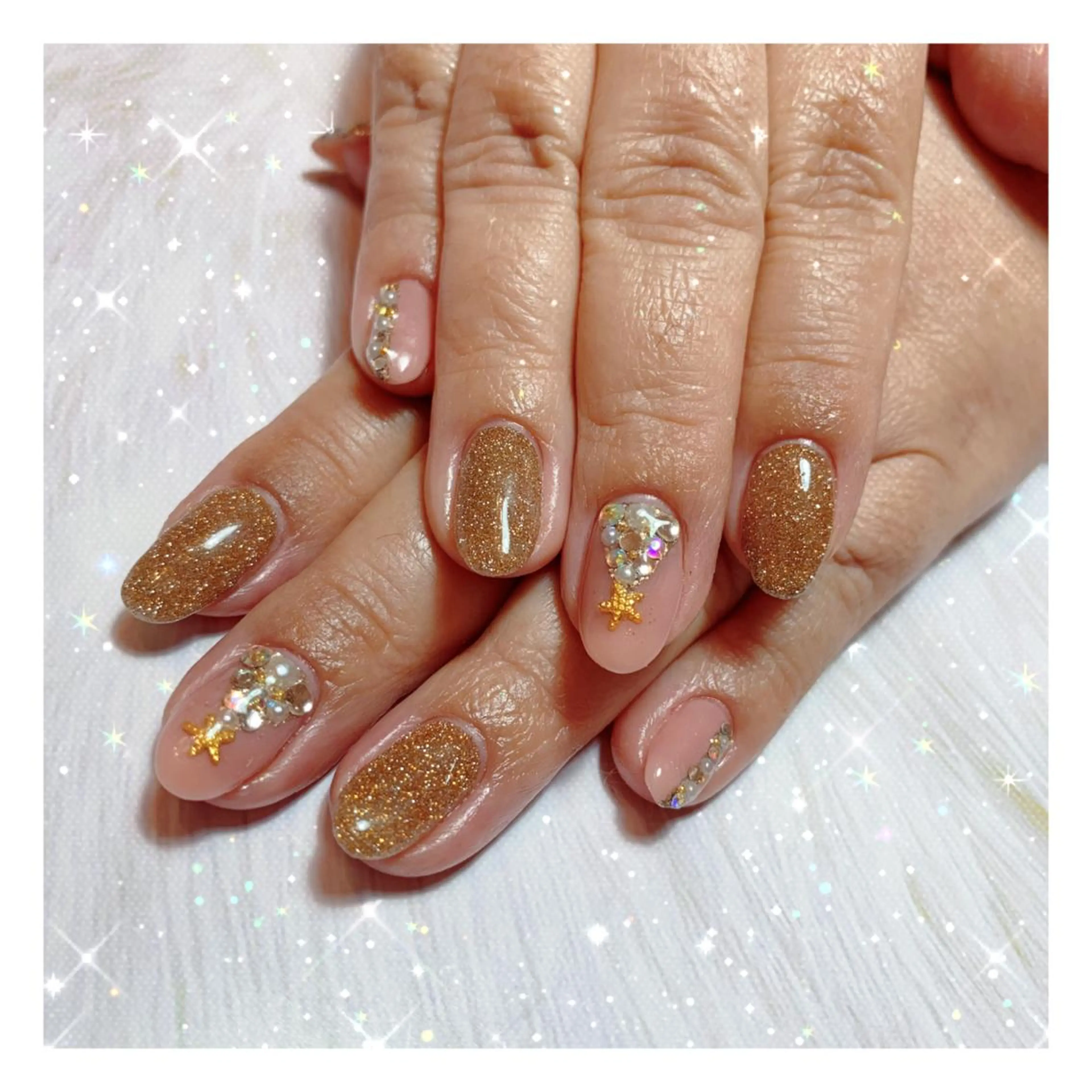 ネイル フラッシュネイル ラメ(グリッター) 冬ネイル クリスマス C's coffretのネイルデザイン