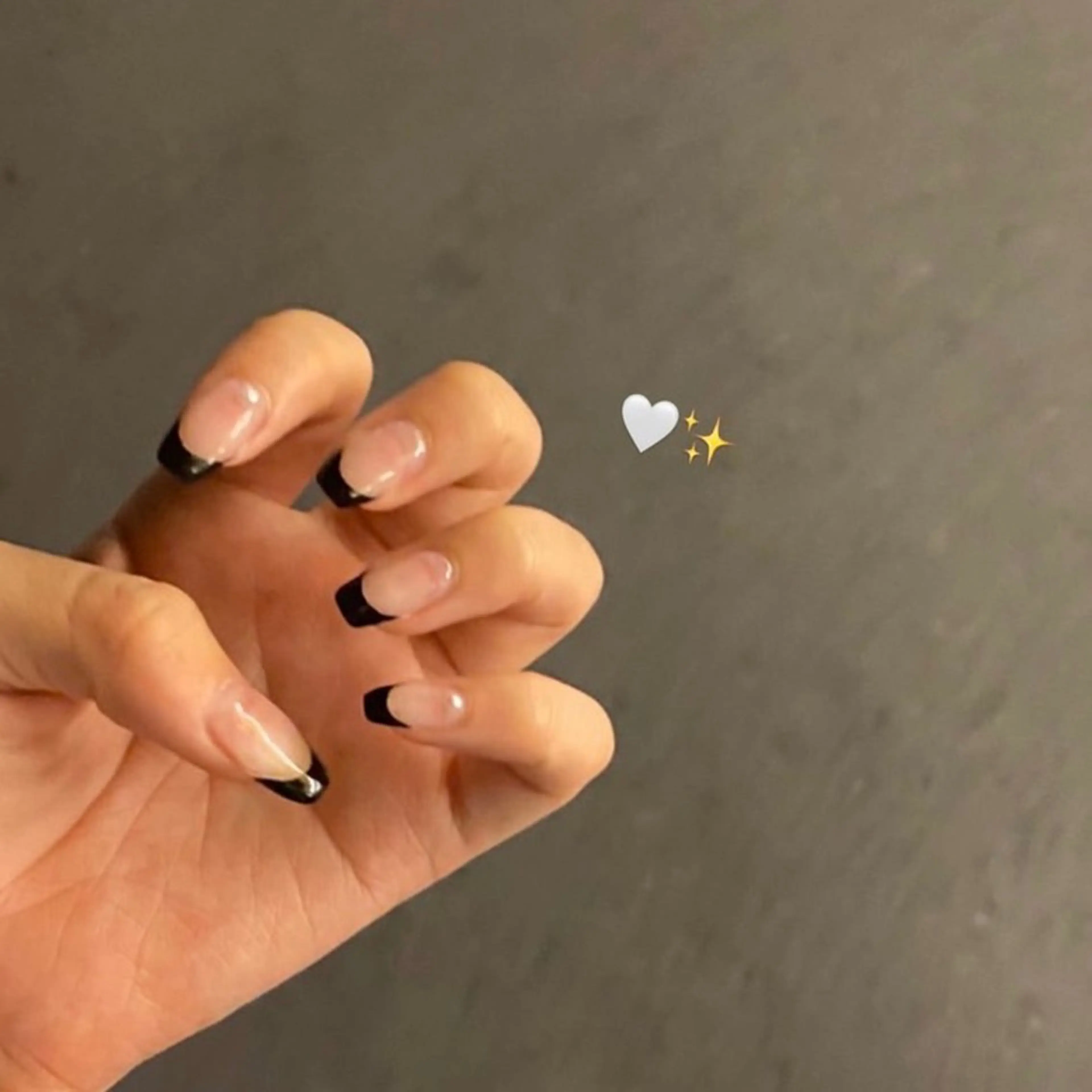 ネイル Renatus🤍 MISUZUのネイルデザイン