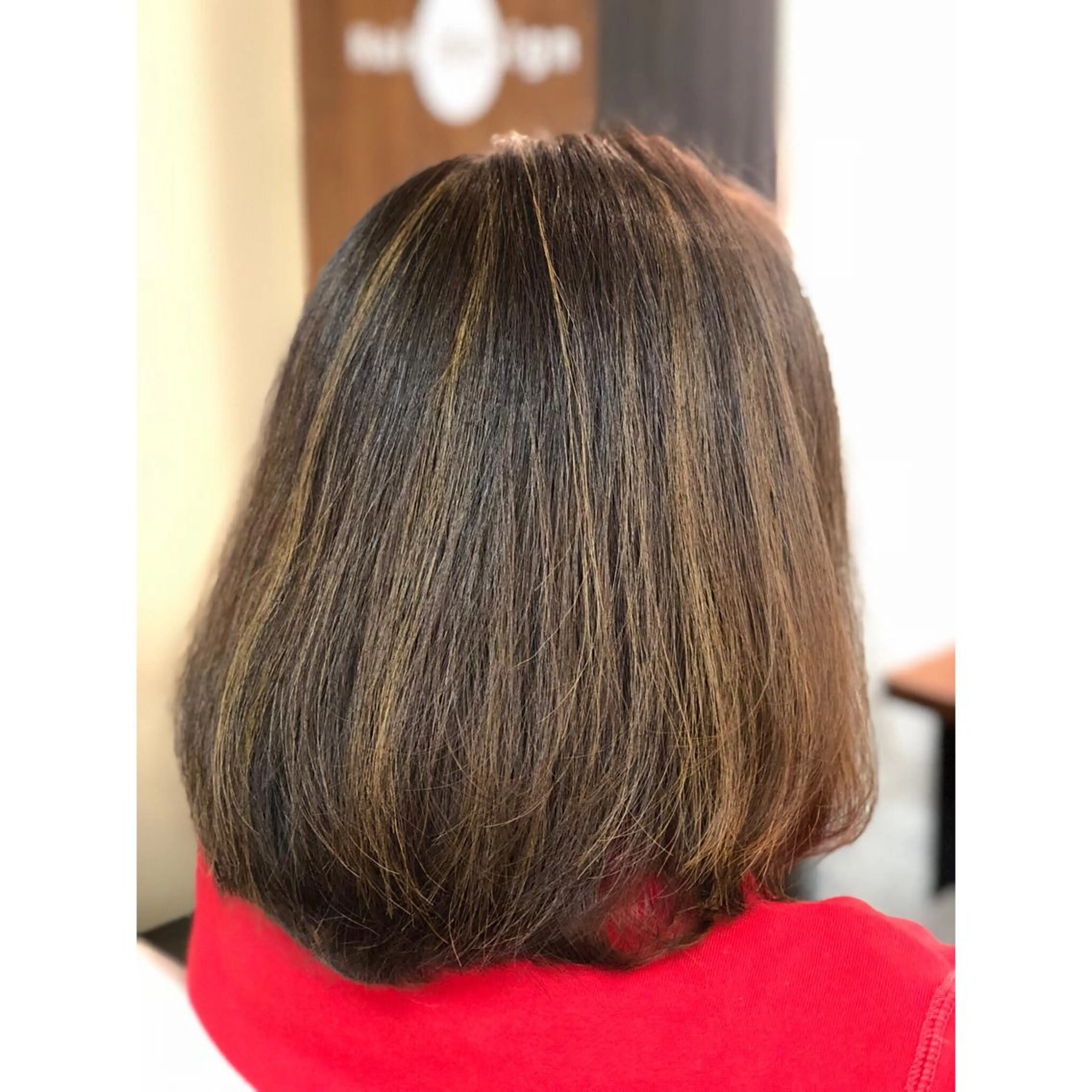 ミディアム カラー ベージュカラー グレージュ ハイライトカラー オレンジ 3Dハイライト パーソナルカラー診断 できます　木曽　主博のヘアスタイル