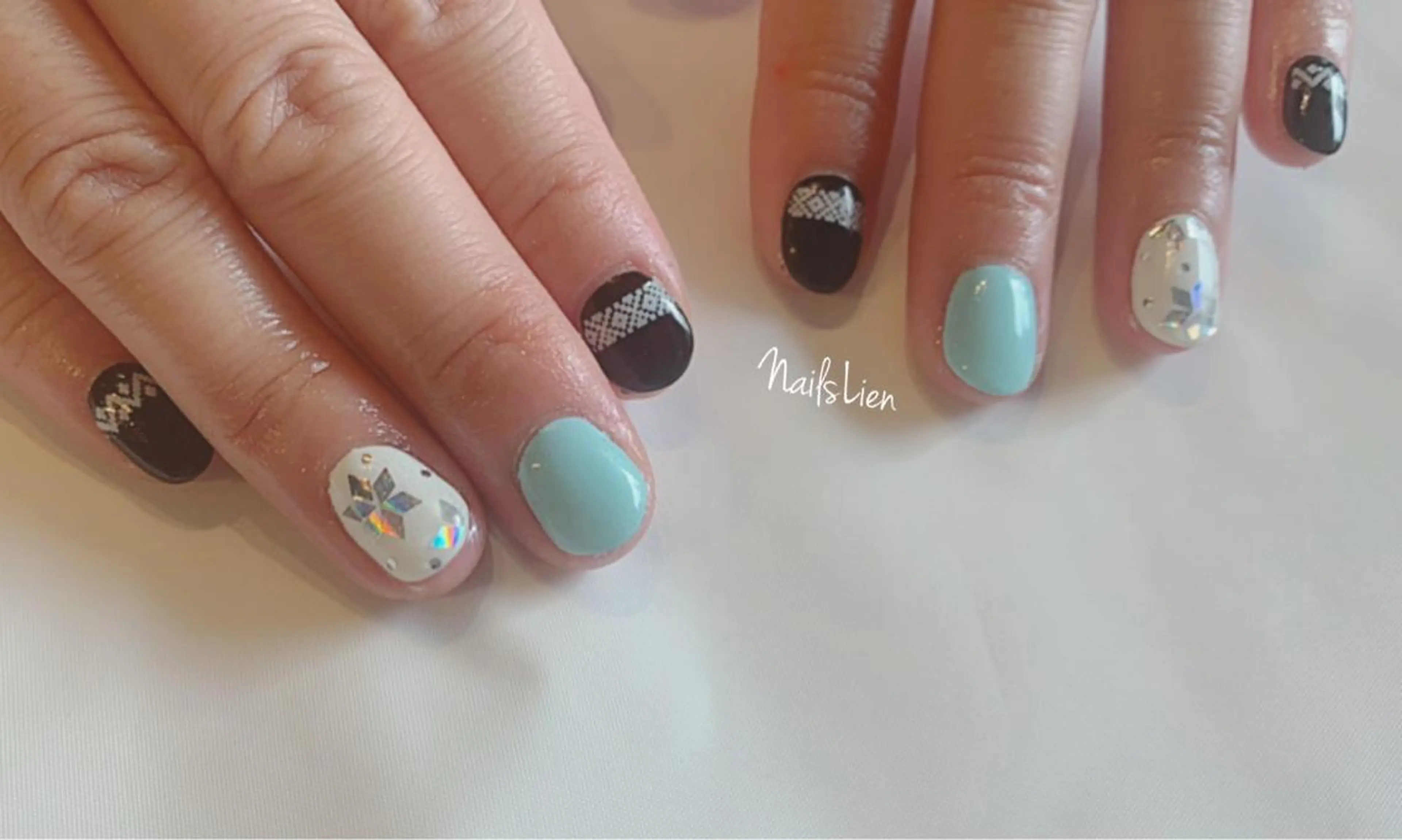 ネイル 冬ネイル クリスマス studio e n / RiNのネイルデザイン