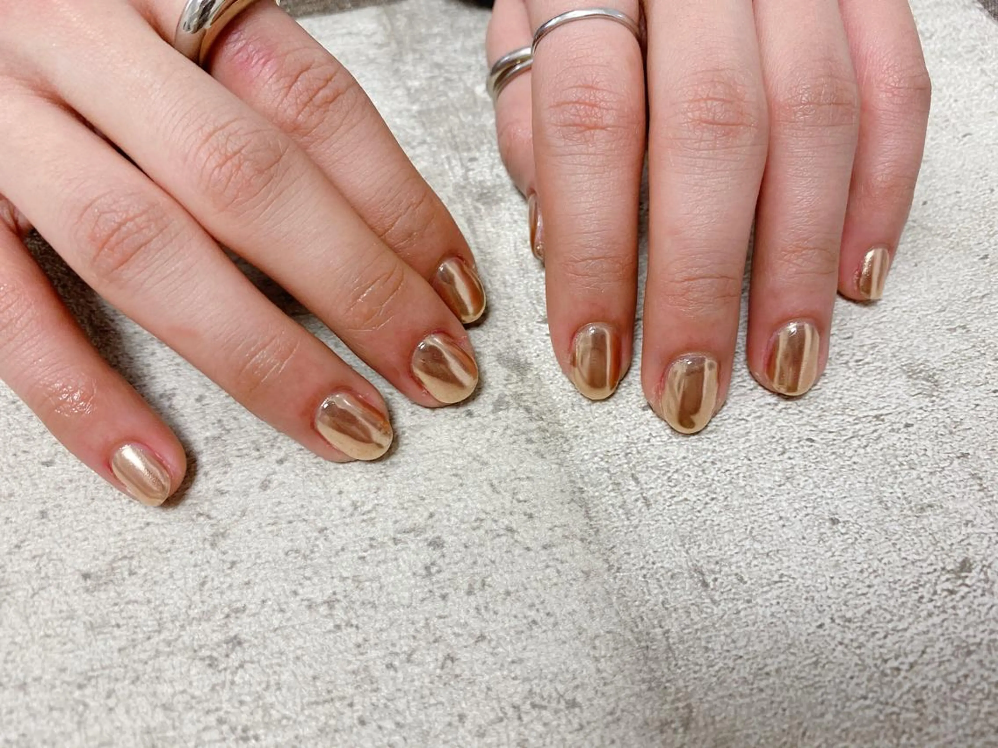 ネイル ブラウン ミラーネイル ハンドネイル mogunail &blowのネイルデザイン