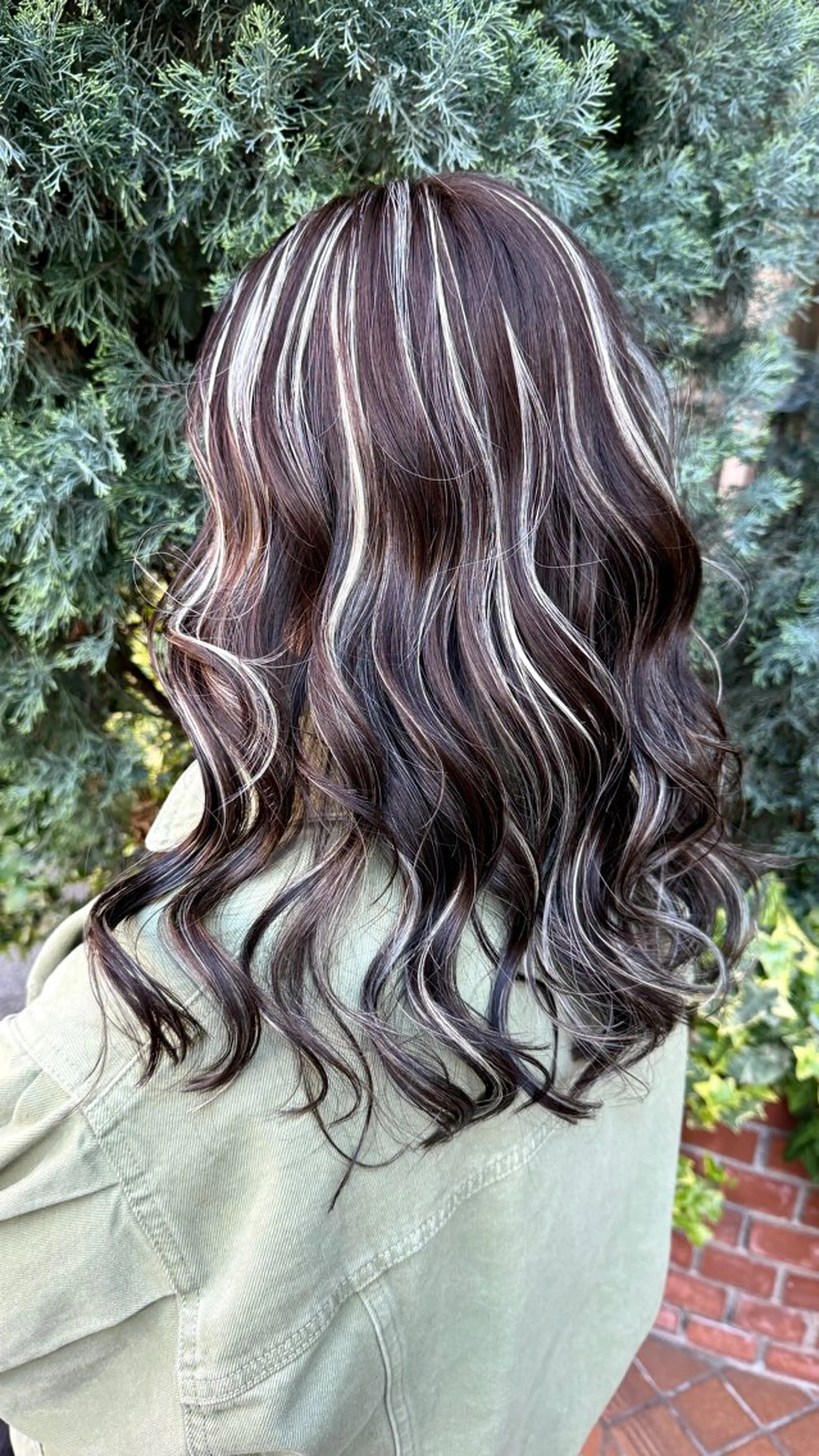 セミロング カラー ハイライトカラー ハイライト ヘアカラー トリートメント 🌈ハイライト特化 🌈 🐶ノザワ🐶のヘアスタイル