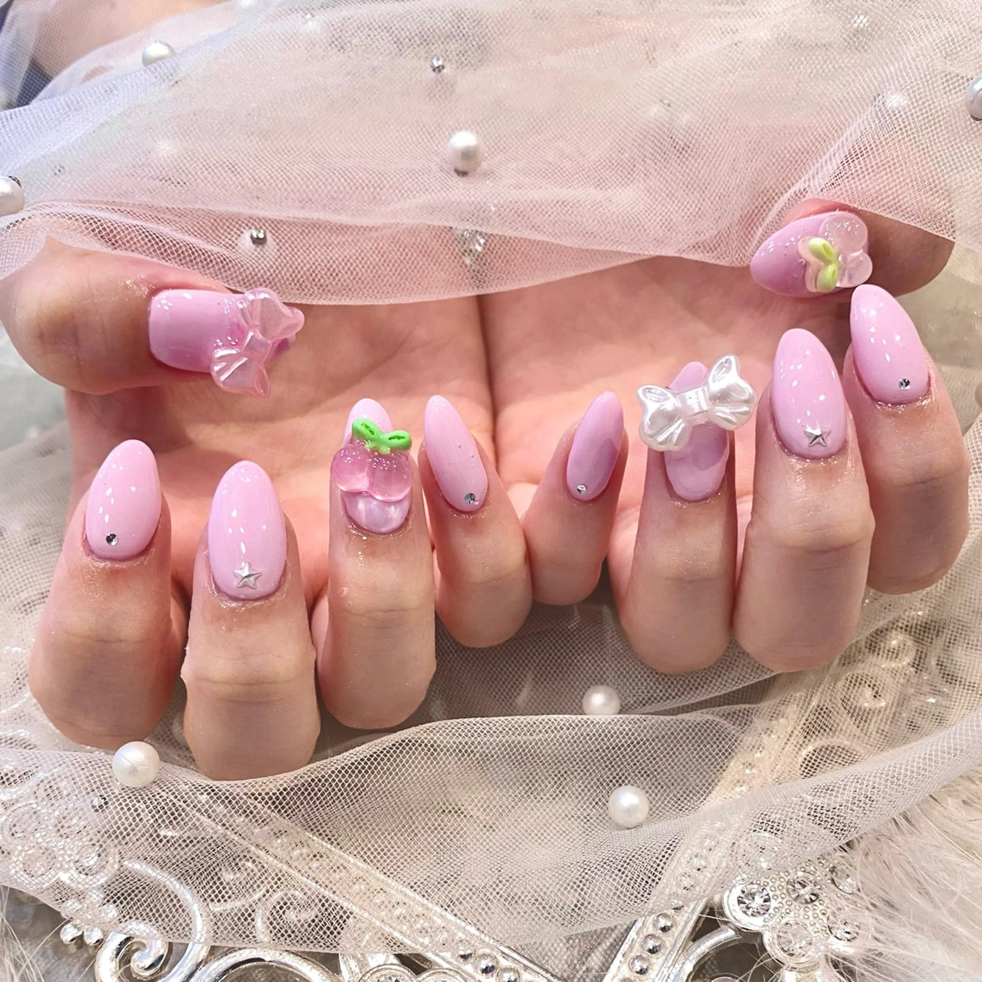 ネイル ハンドネイル Yveil 心斎橋店 hirokoのネイルデザイン