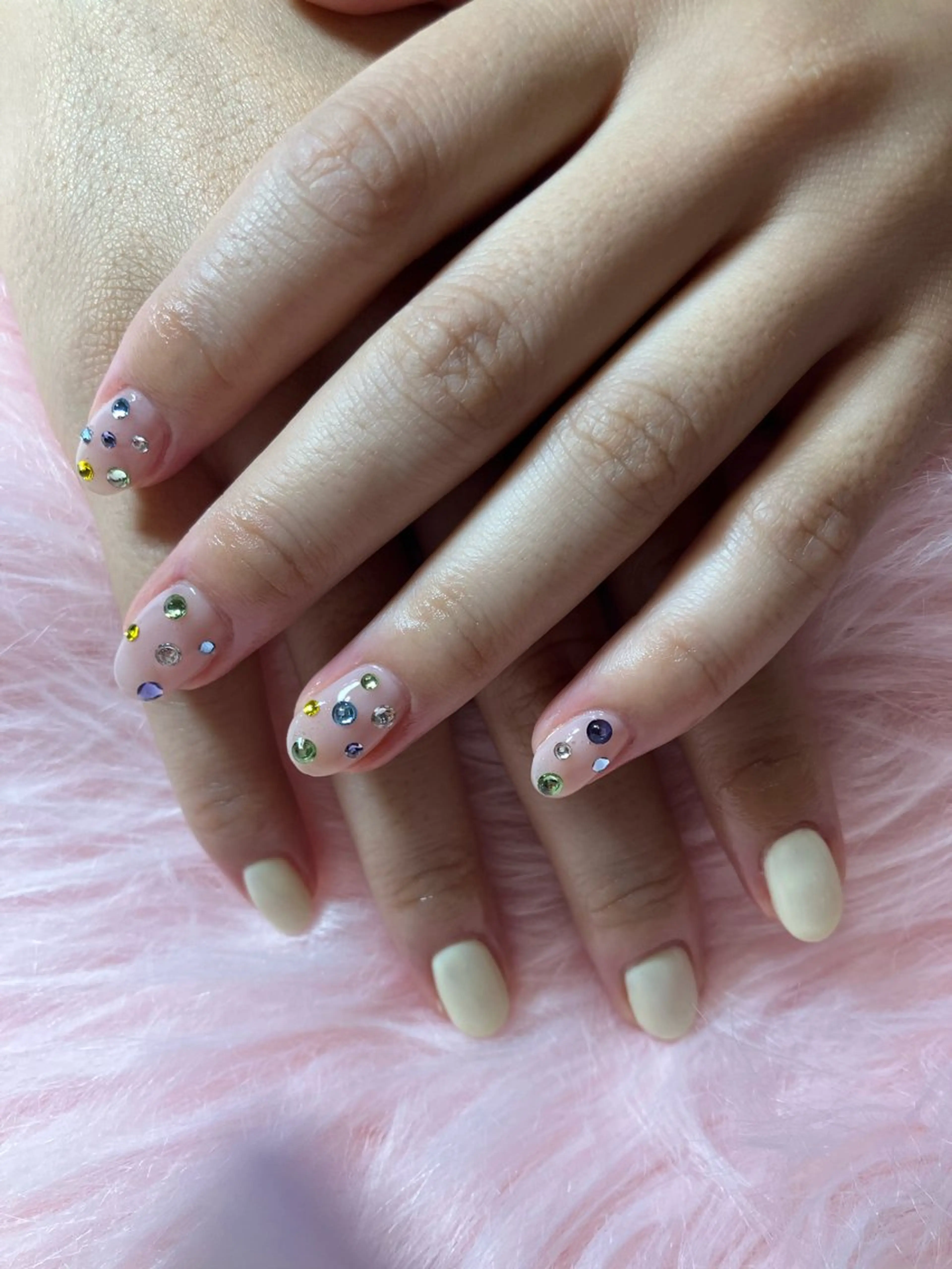 ネイル rukianail 新里のネイルデザイン