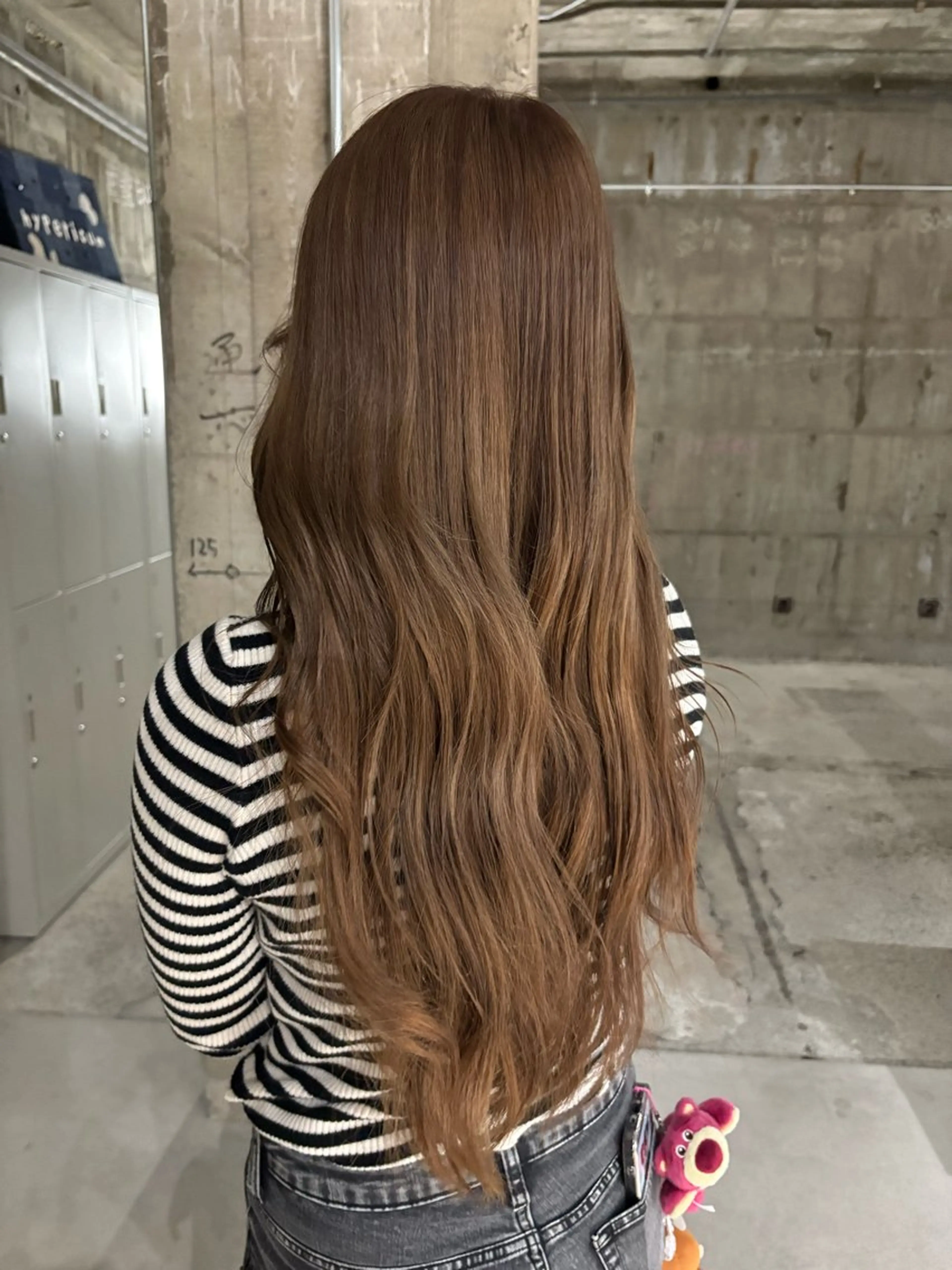 ロング カラー ベージュカラー ブリーチ ダブルカラー ハイトーンカラー イルミナカラー ヘアカラー 玉置七海✨ ／透明感／髪質改善のヘアスタイル