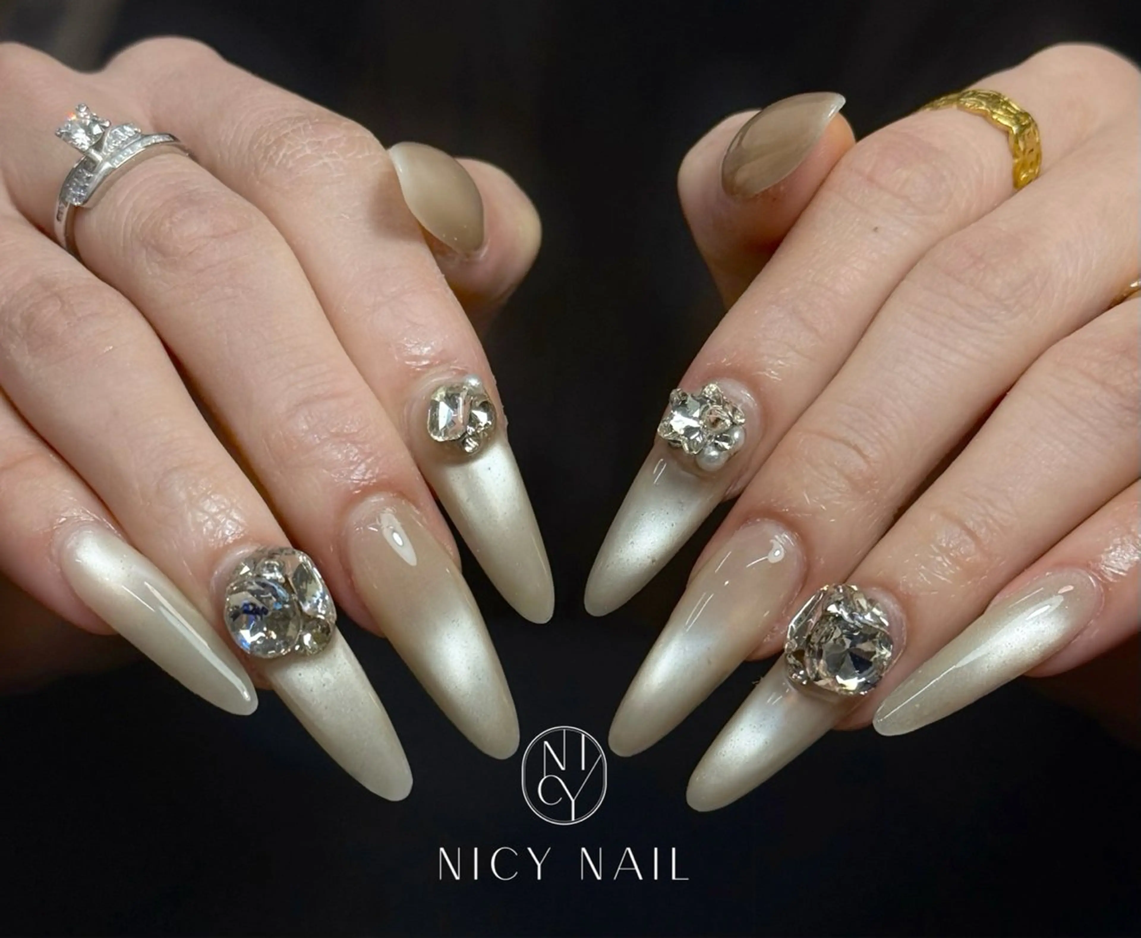ネイル アートネイル オーロラネイル ブルー チークネイル フットネイル ハンドネイル Anna_ Nicy Nailのネイルデザイン