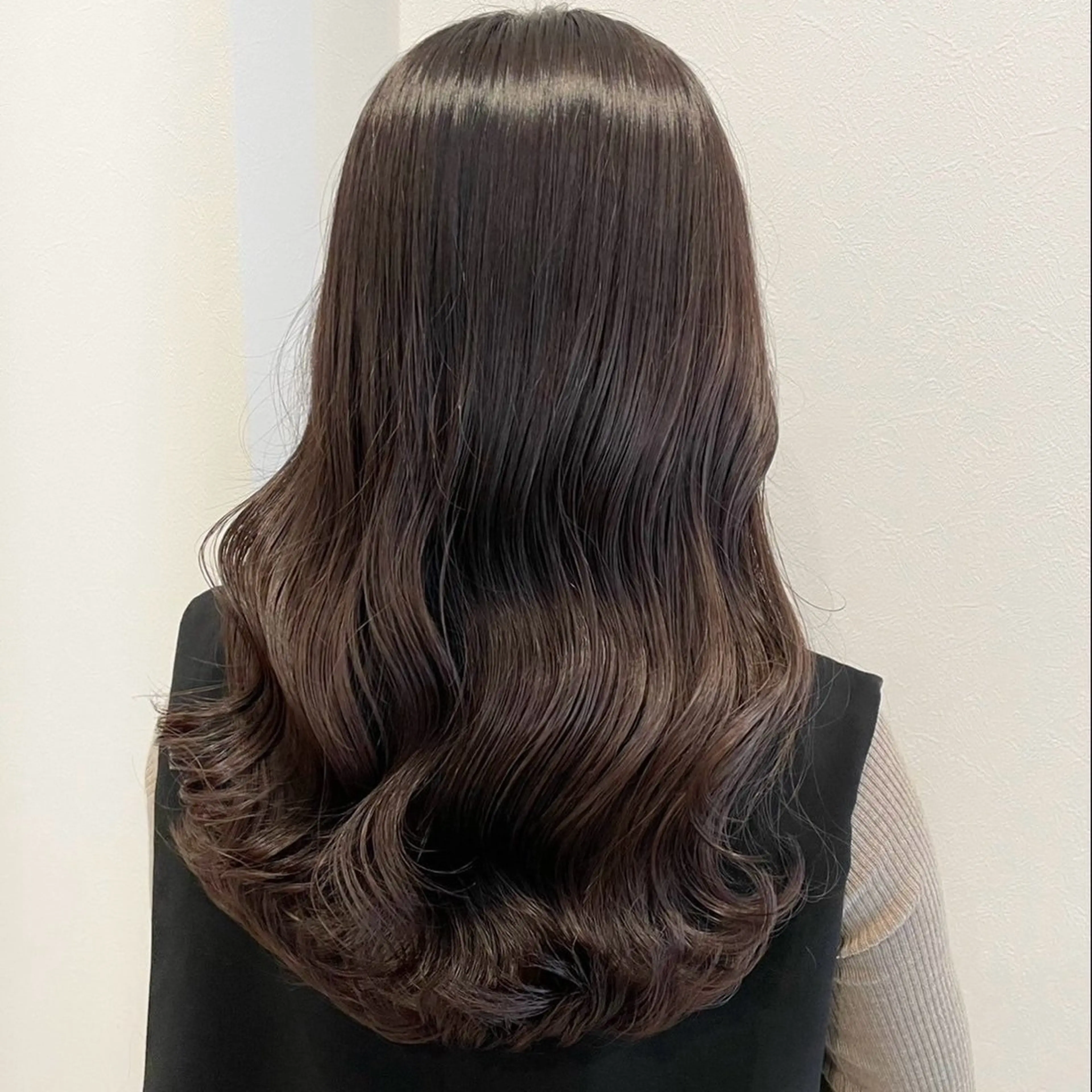 ロング カラー カット ヘアカラー トリートメント ブリーチなし 暖色カラー/井上あいのヘアスタイル