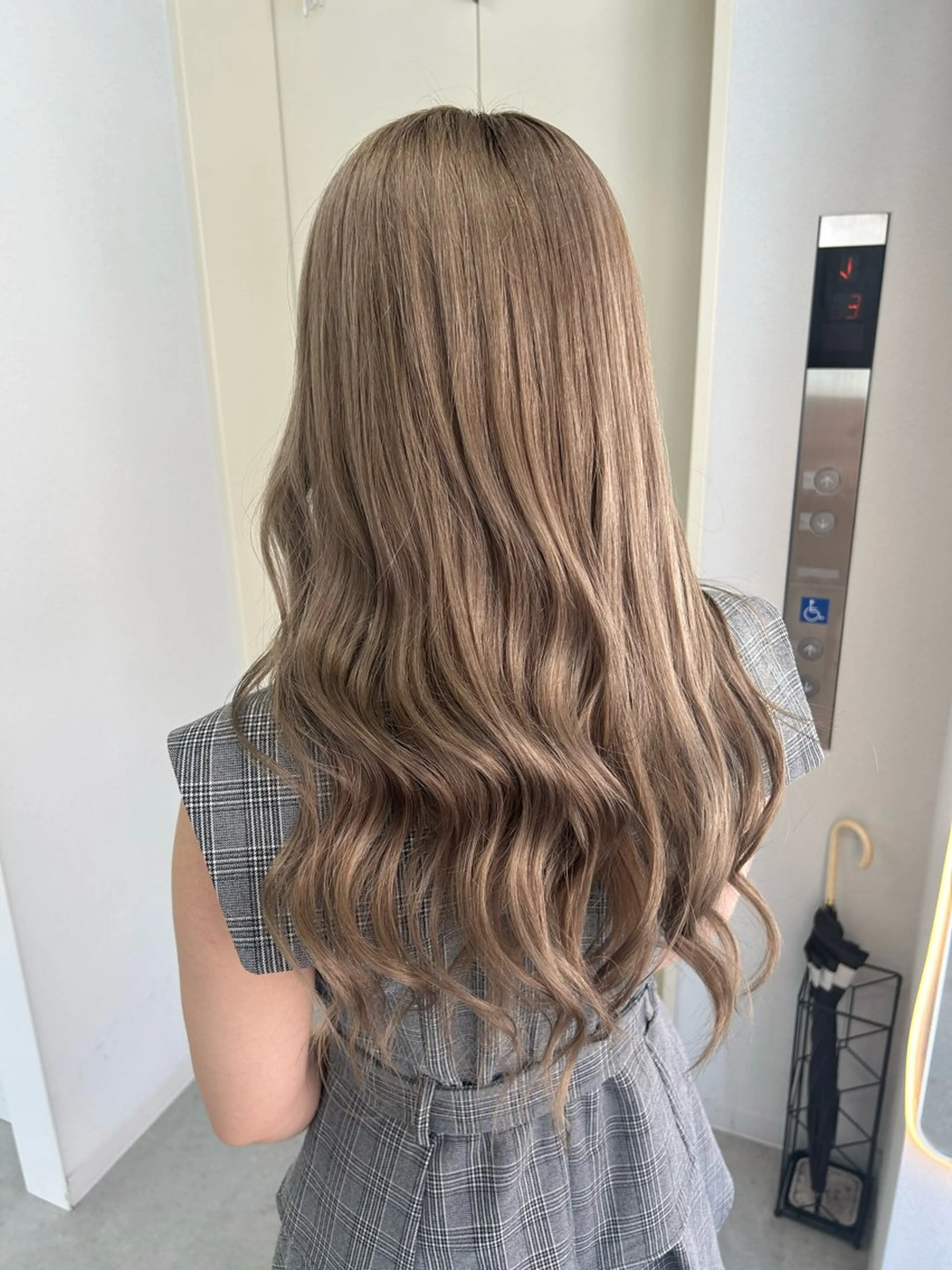 カラー GiseL ハイトー ンSa_ya🎀のヘアスタイル