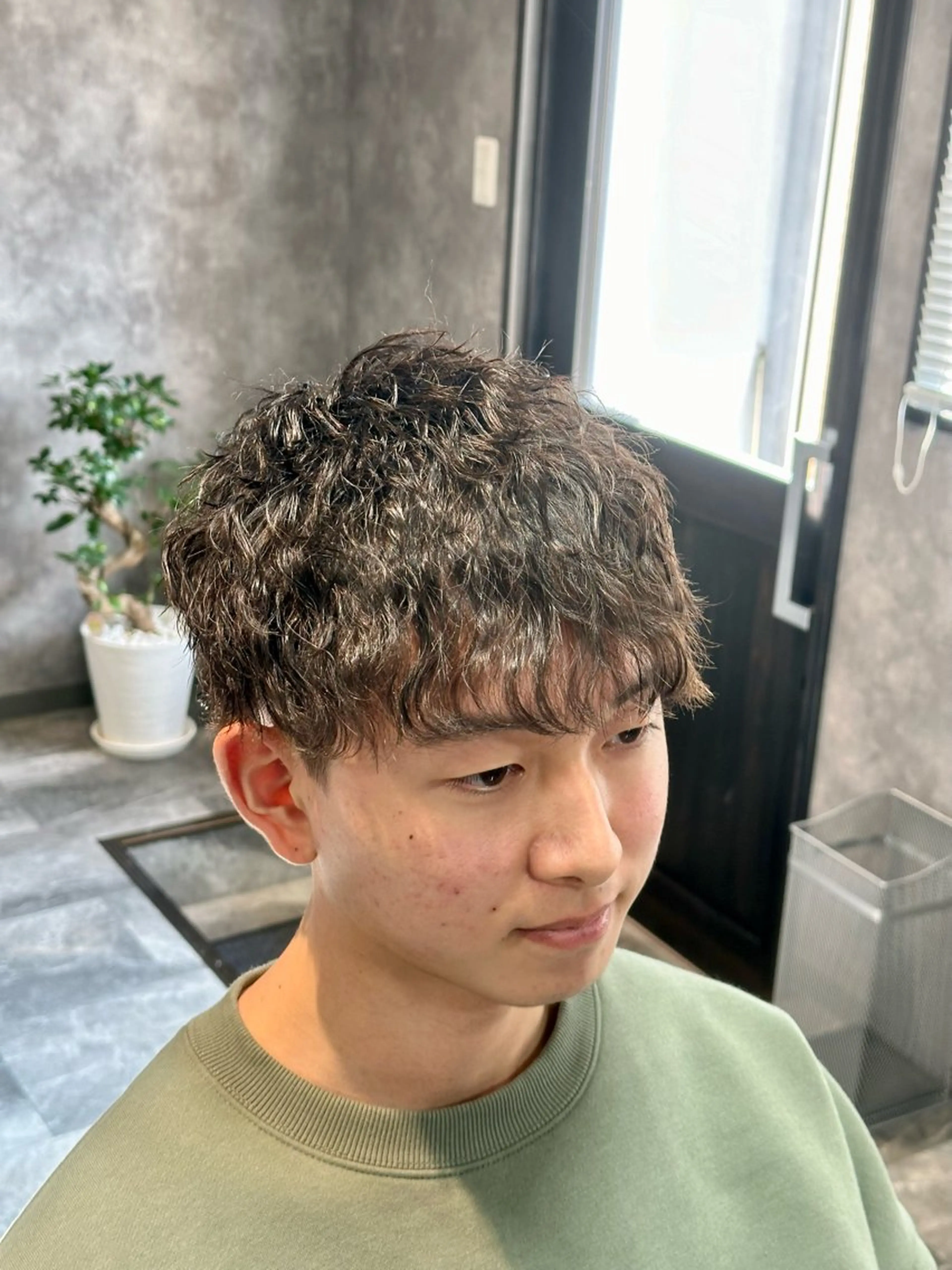 ショート 緒方 翔英のヘアスタイル