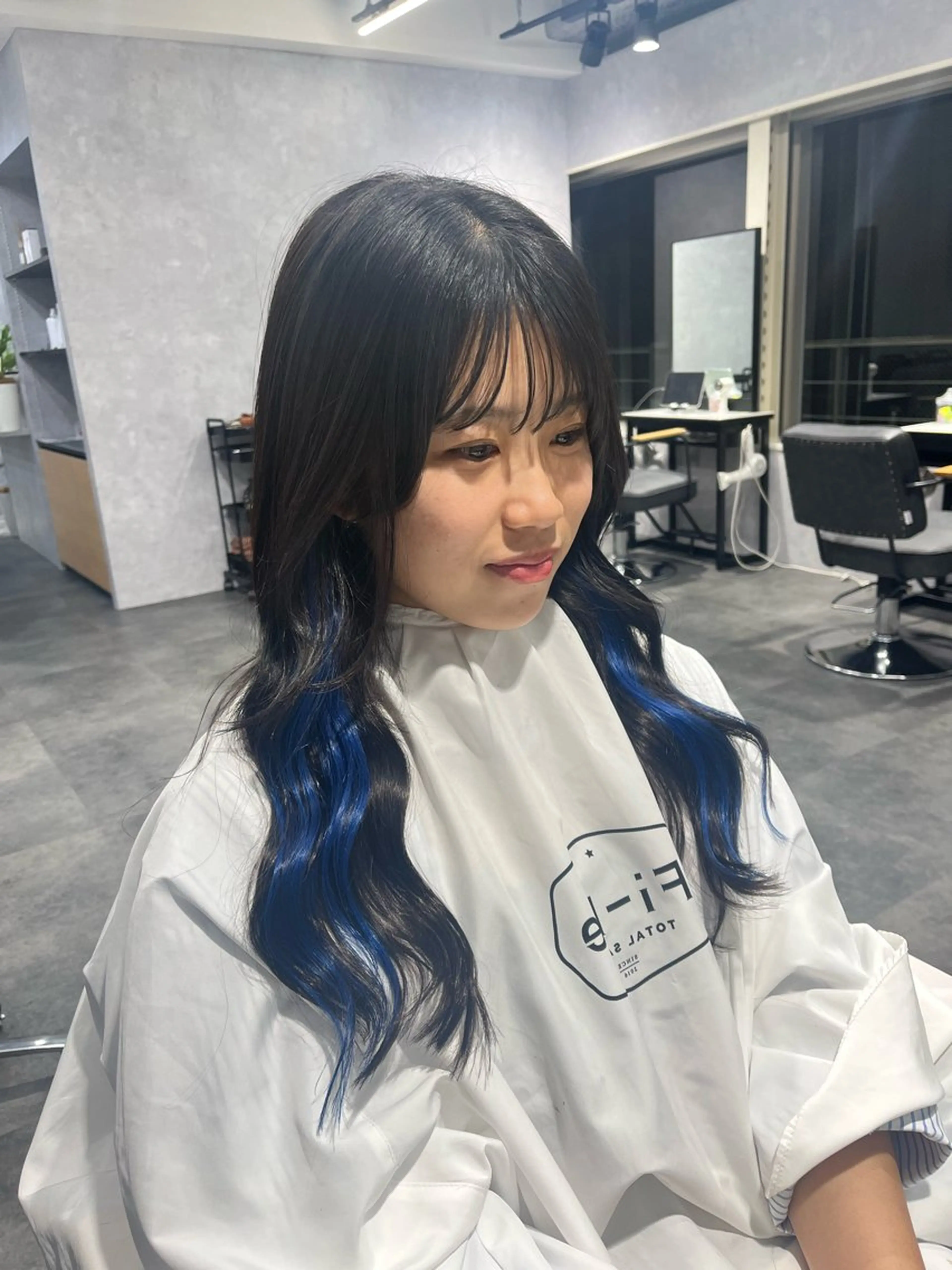 ロング レイヤーカット /konomiのヘアスタイル