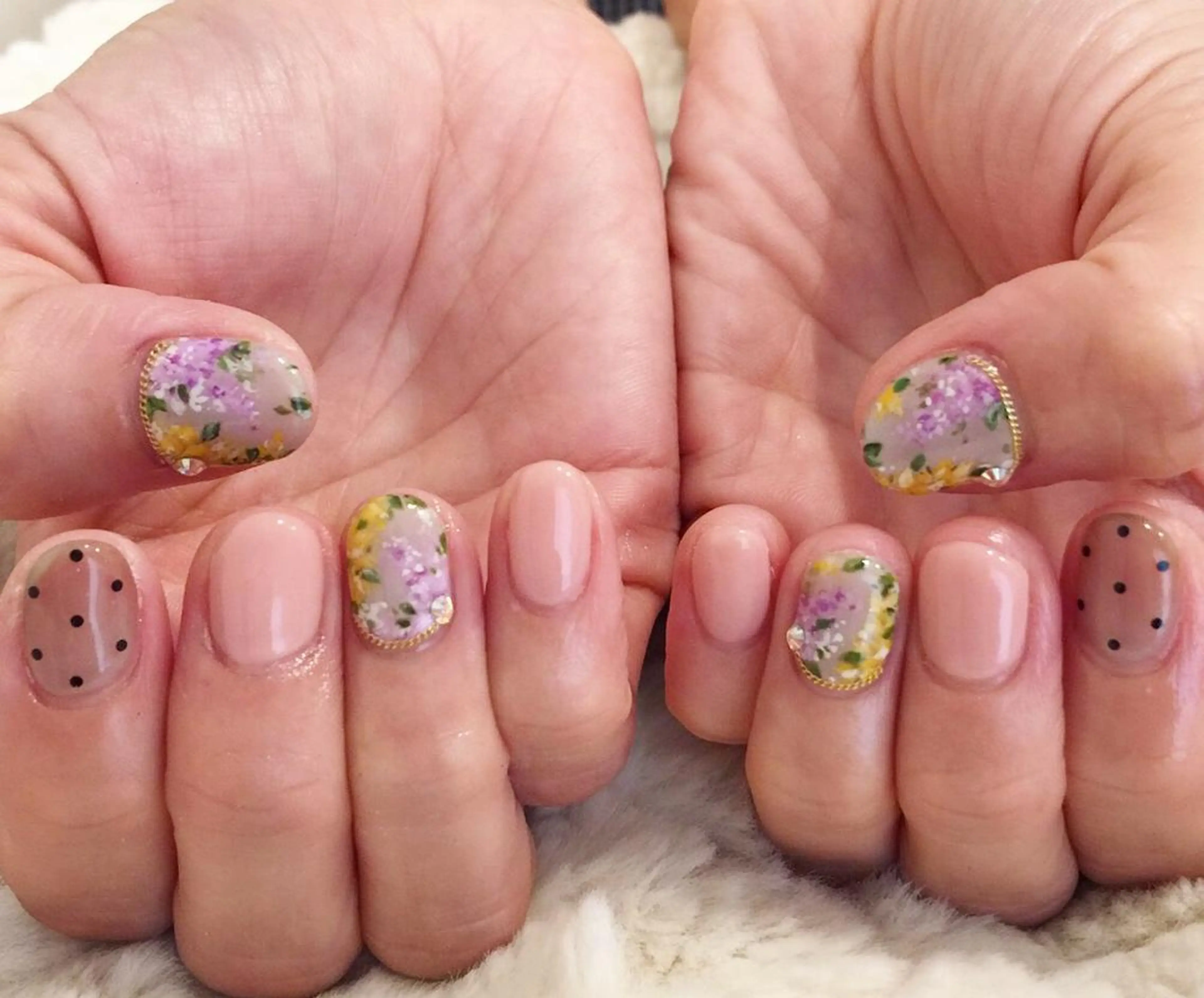 ネイル ジェルネイル 東 千夏のネイルデザイン