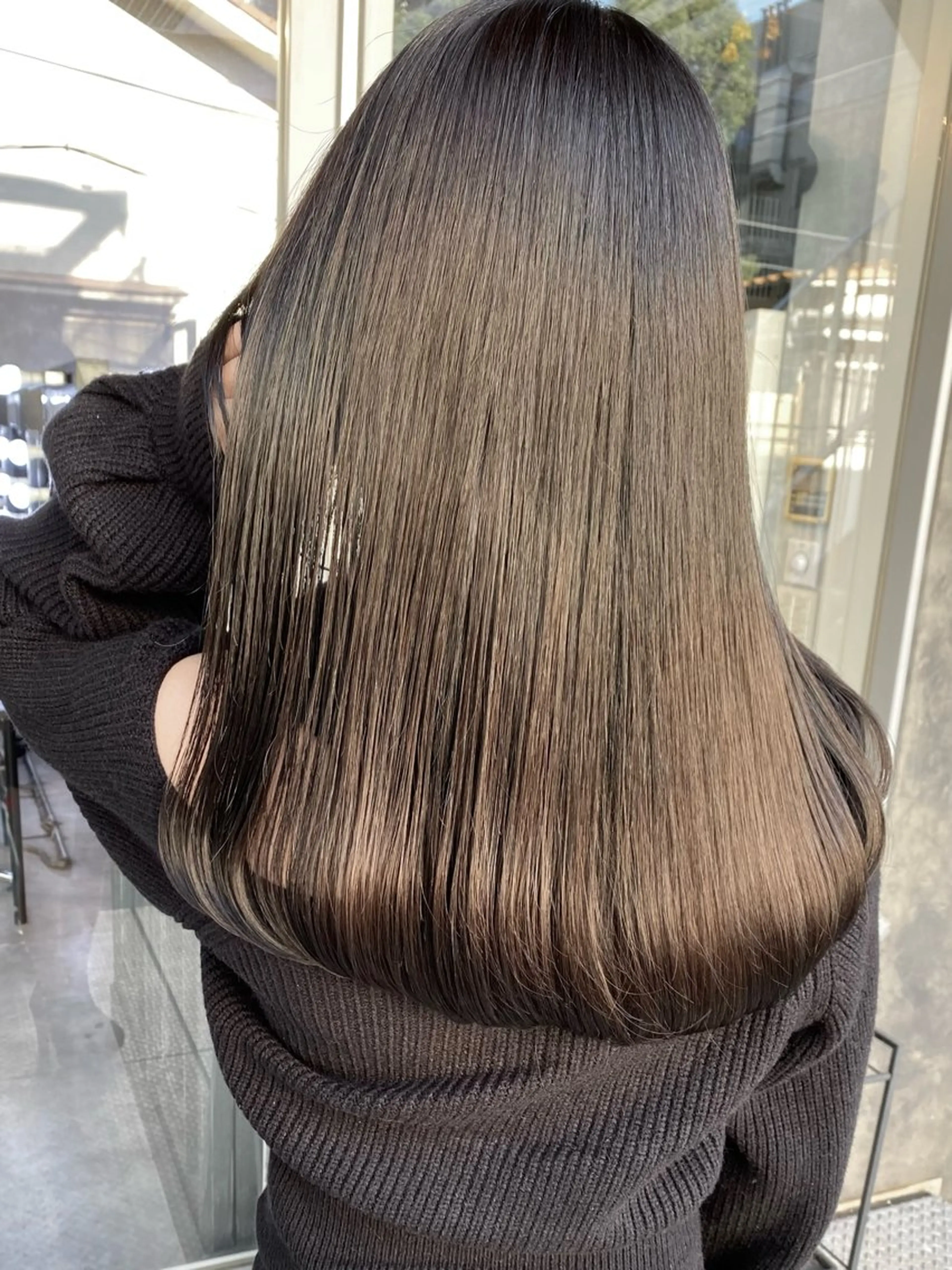 ロング カラー カット ヘアカラー トリートメント 韓国風×透明感カラー 髪質改善オタベシンヤのヘアスタイル