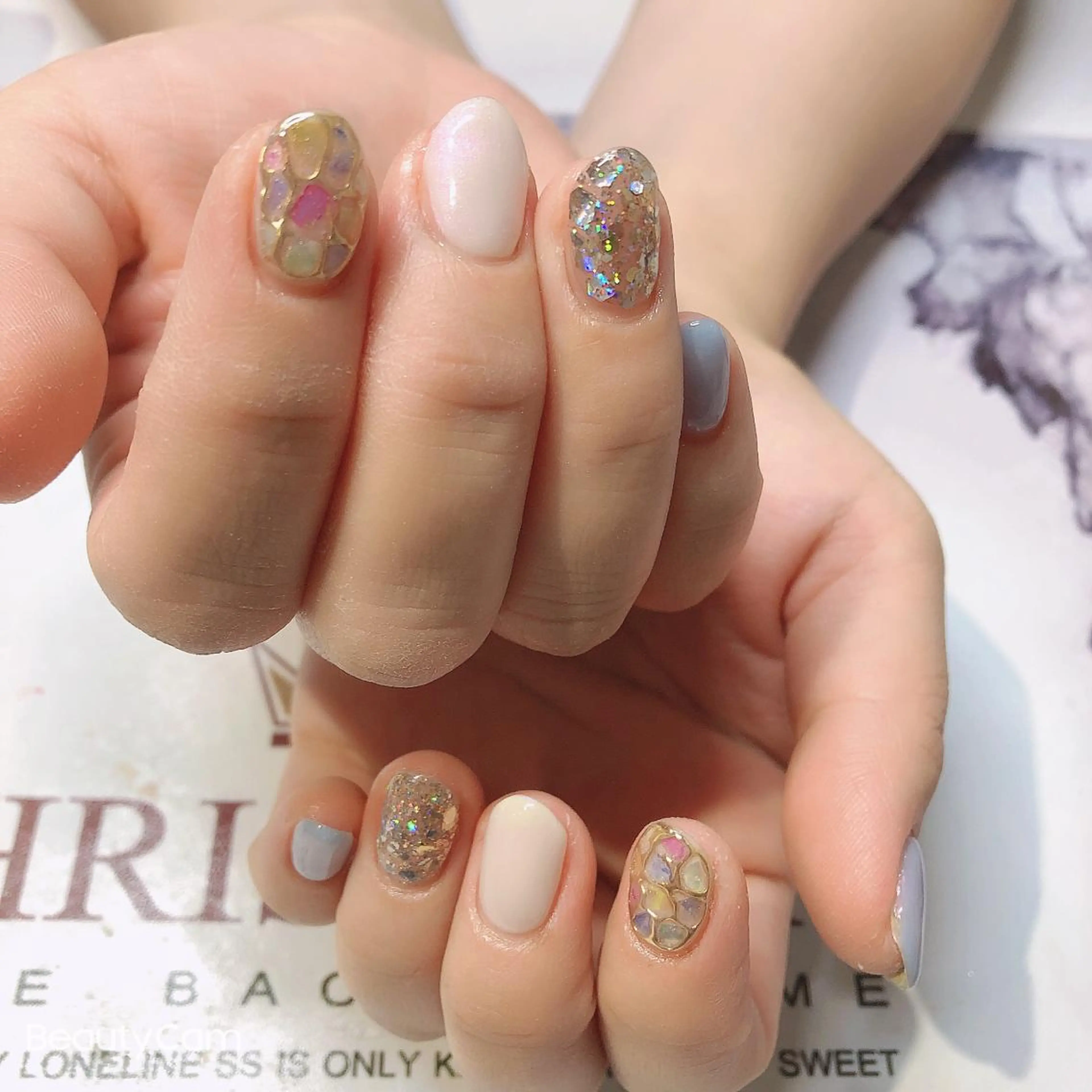 ネイル ガレンドウ 白澤 愛子のネイルデザイン