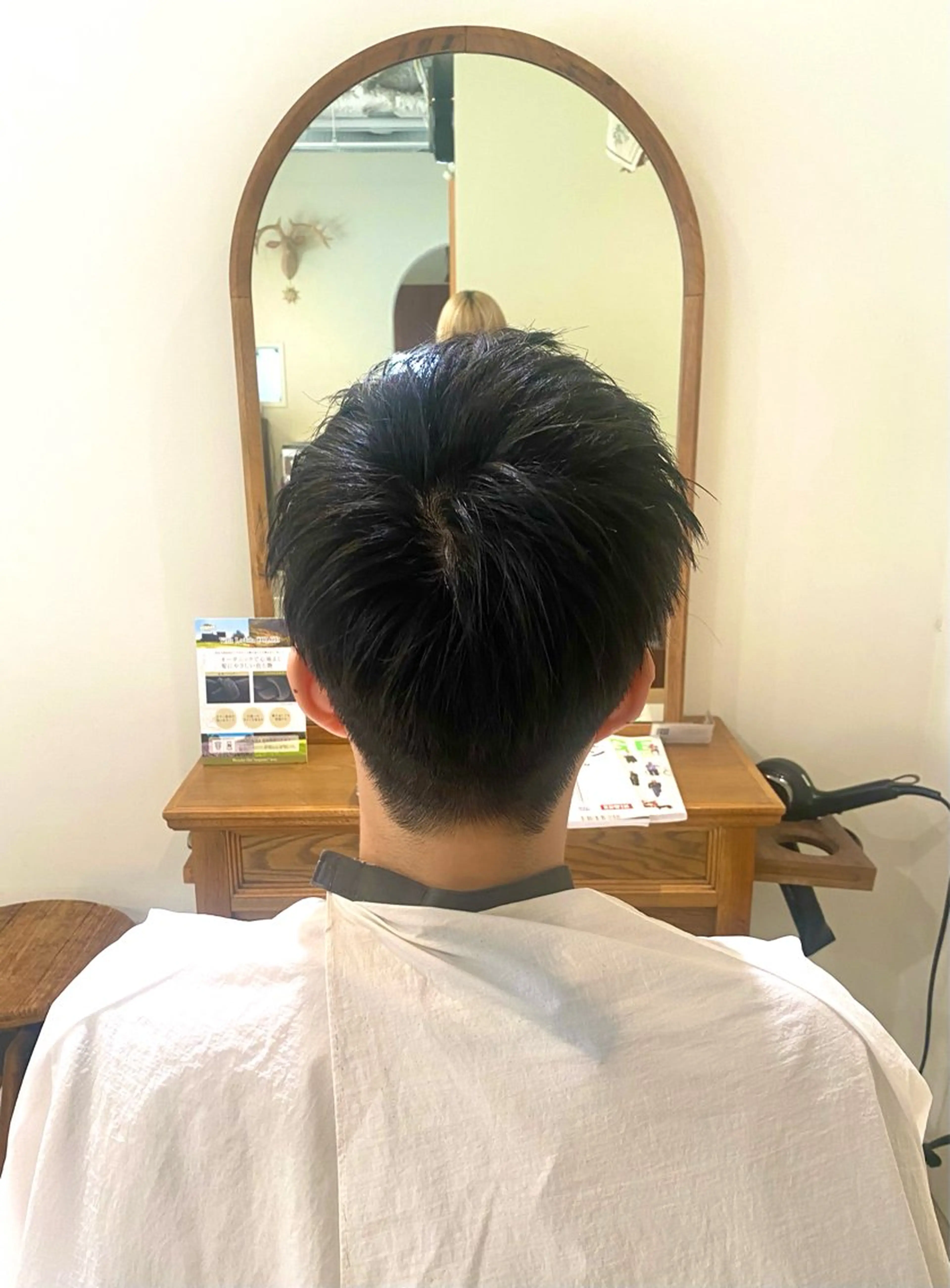 ショート 顔周りカット ショートヘア LiC えりのヘアスタイル