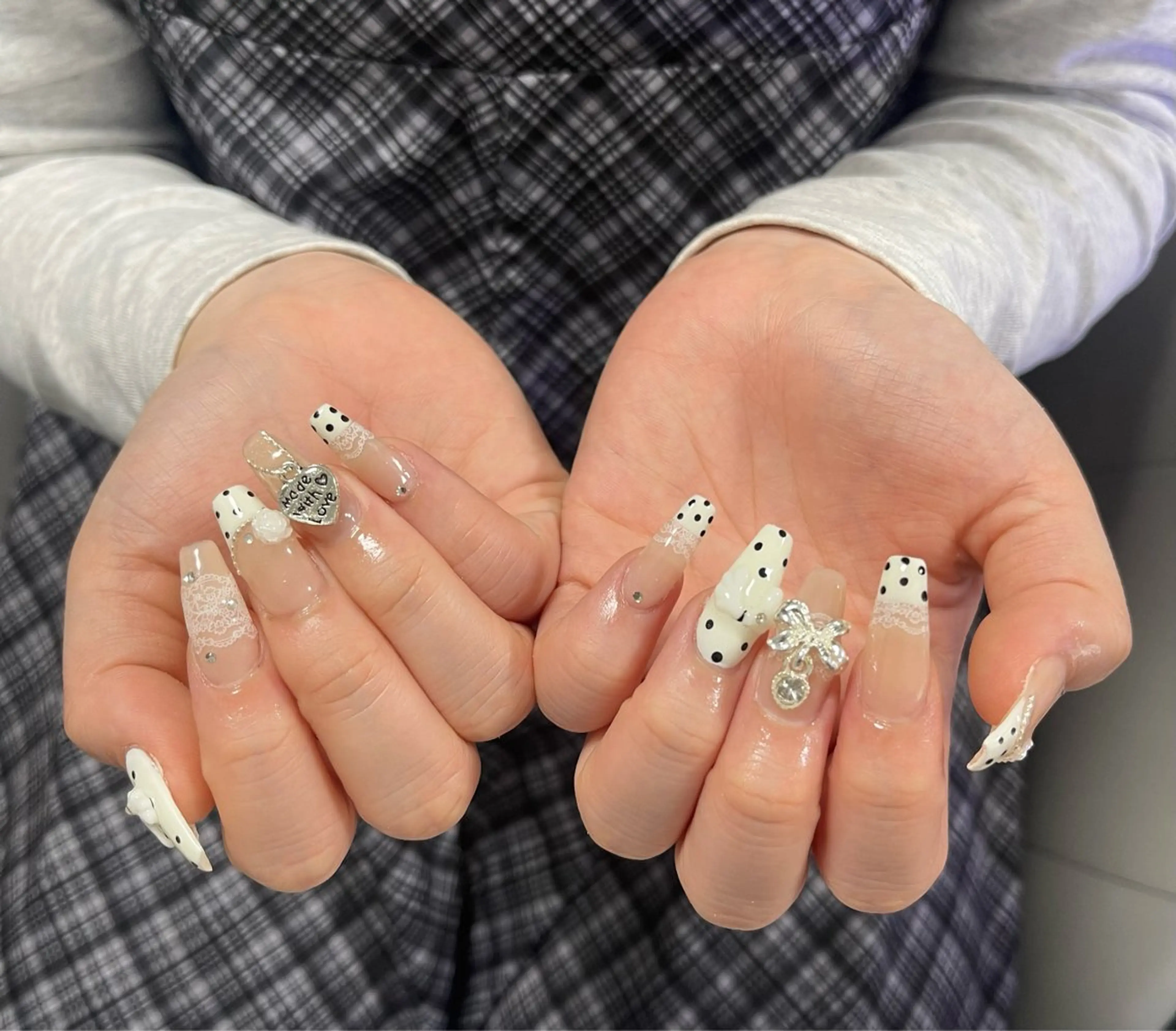 ネイル ハンドネイル Amee Nail Salonのネイルデザイン