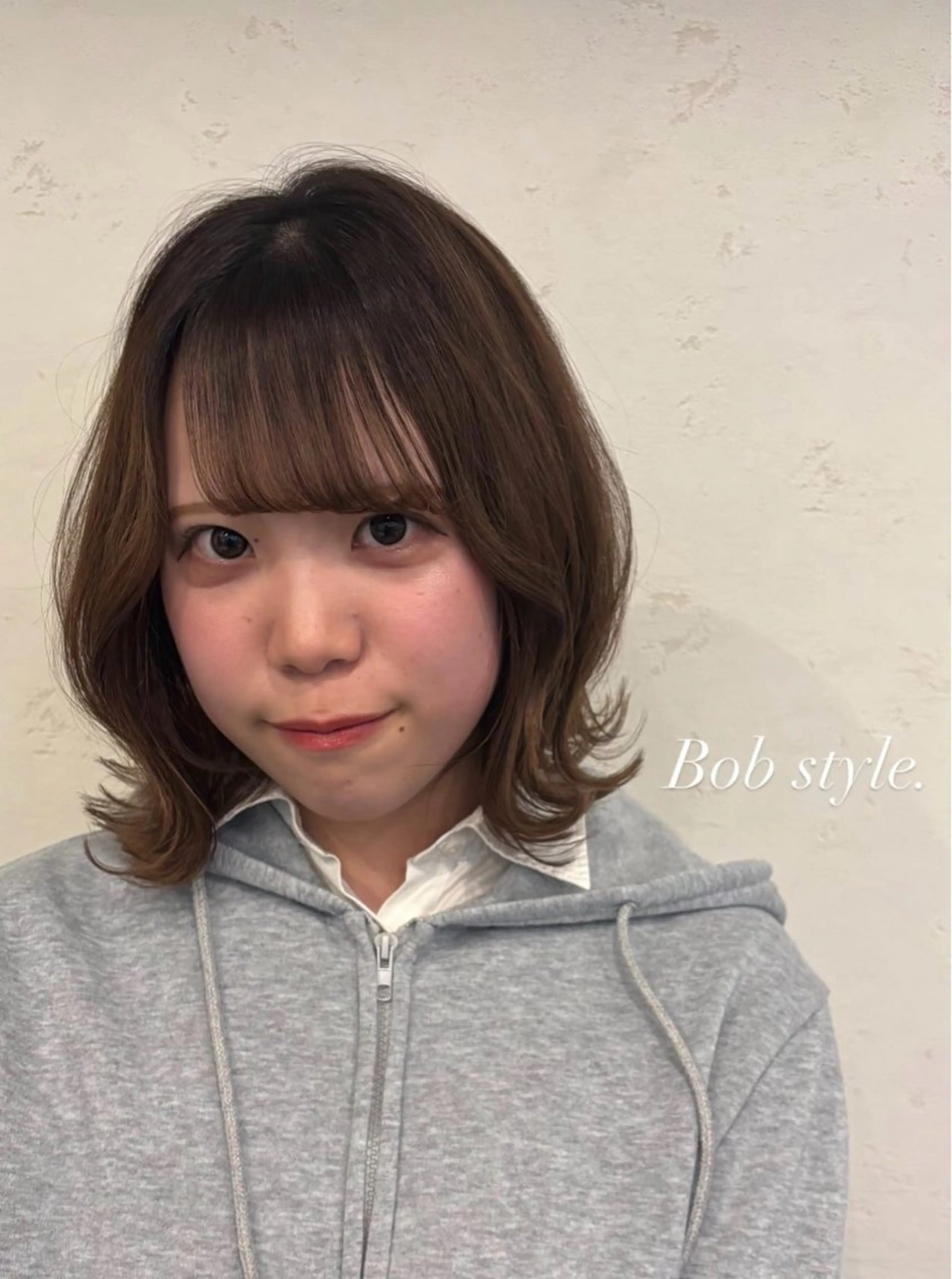 ショート カット ヘアカラー 縮毛矯正 トリートメント 髙杉 舞羽のヘアスタイル