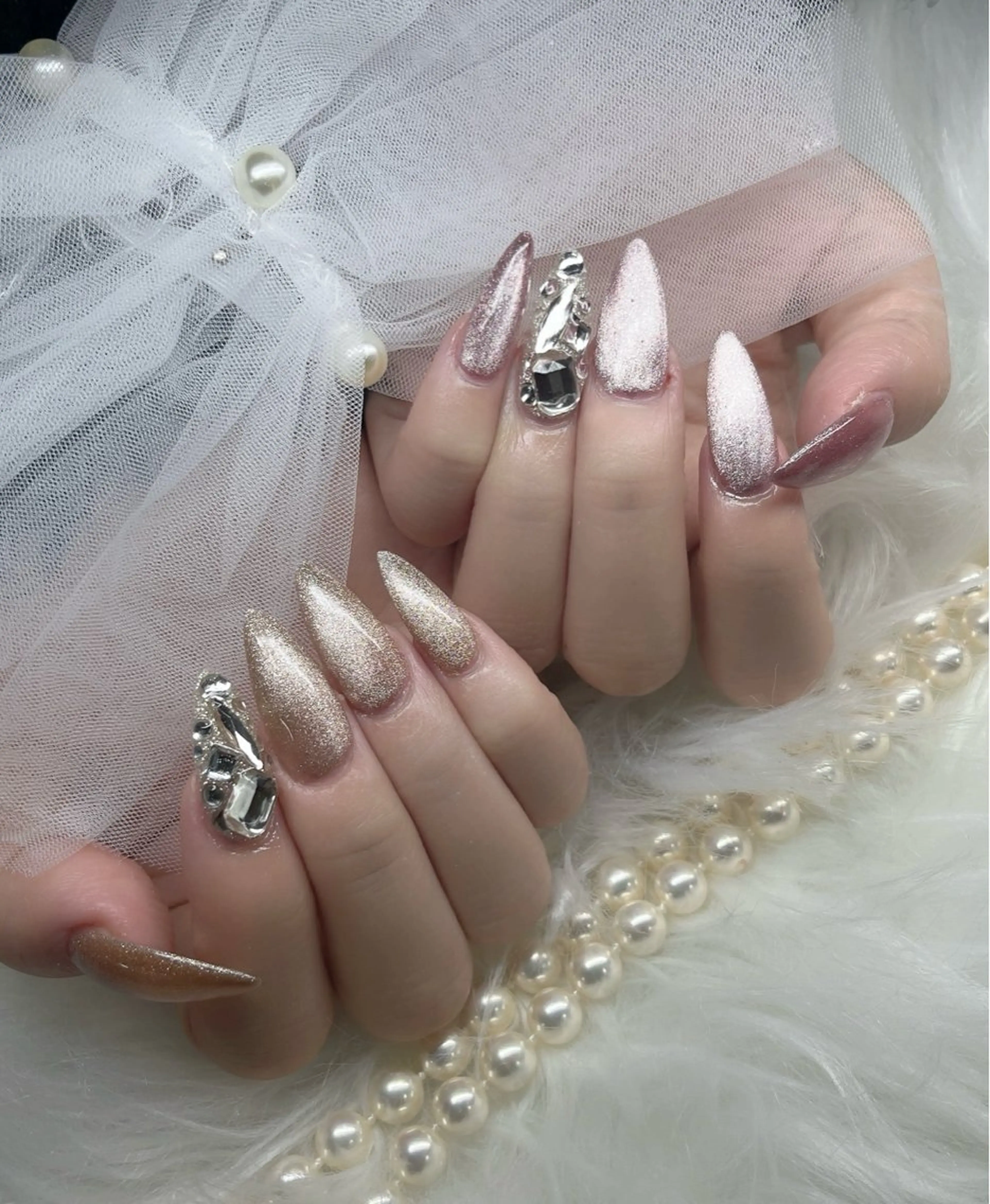 ネイル ハンドネイル YOLO NAILのネイルデザイン