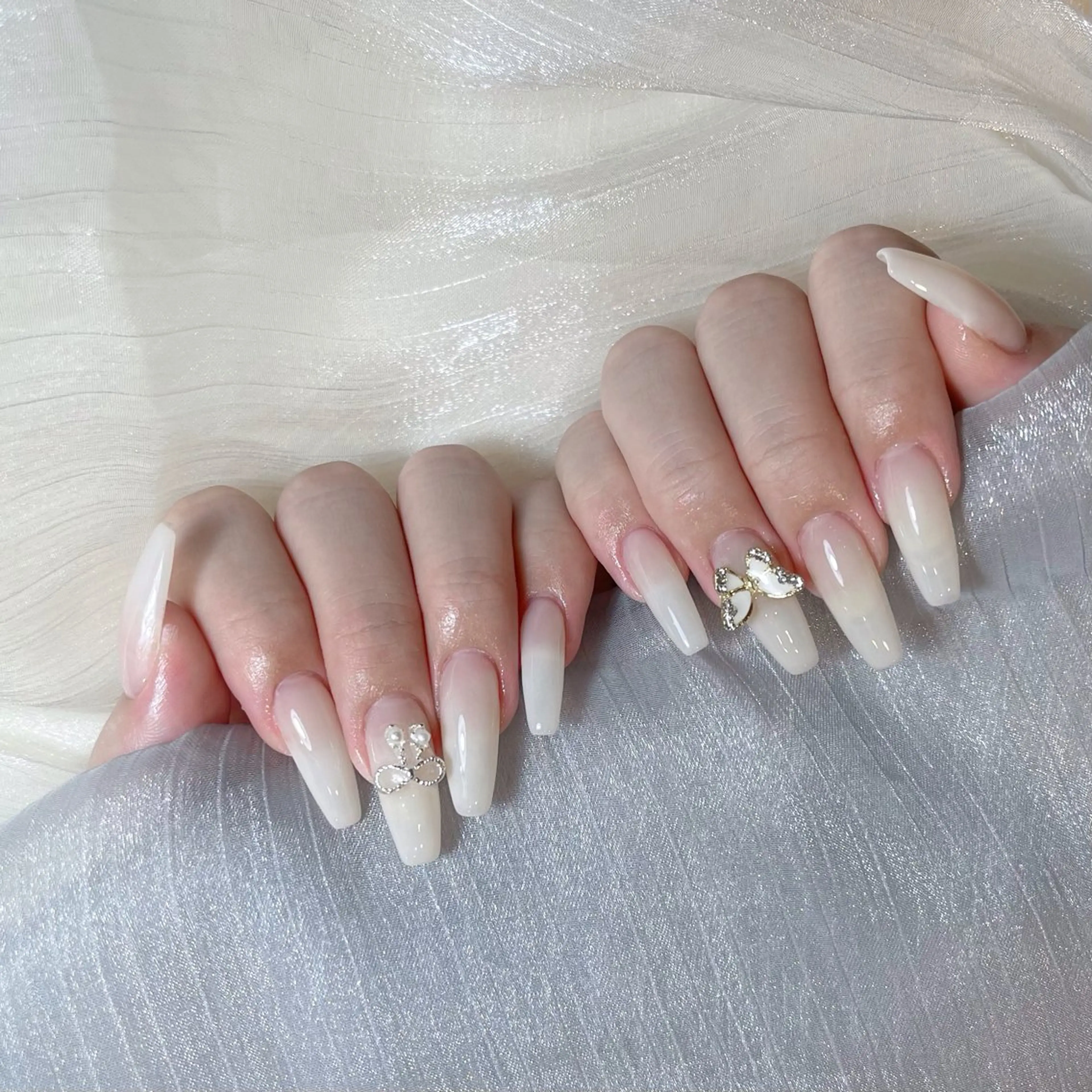 ネイル チークネイル 韓国ネイル マグネットネイル 持ち込み スカルプネイル ハンドネイル Sora NAILのネイルデザイン