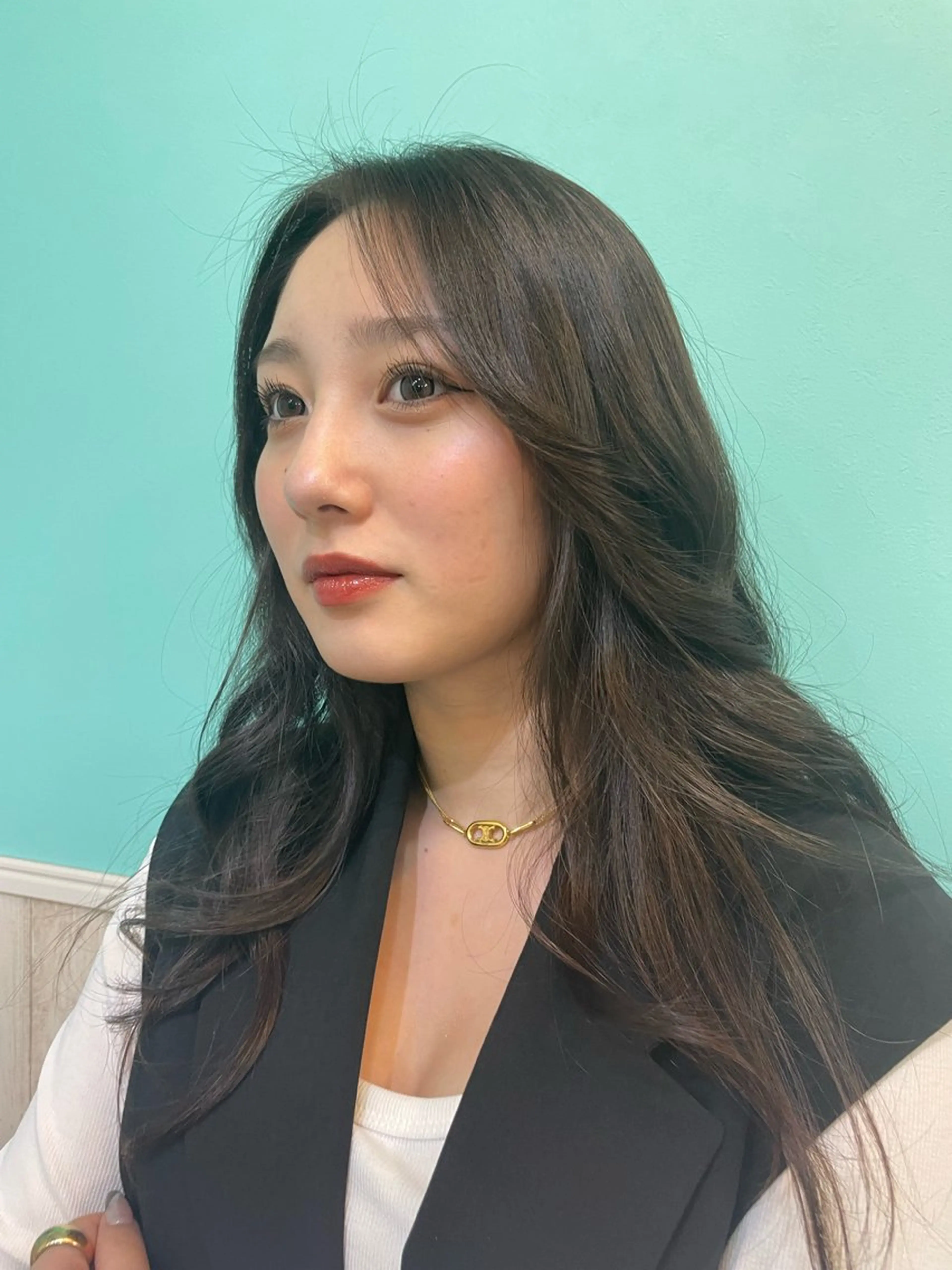 ロング ハイライト ヘアカラー トリートメント 🐆アンドウ チカコ🦓のヘアスタイル