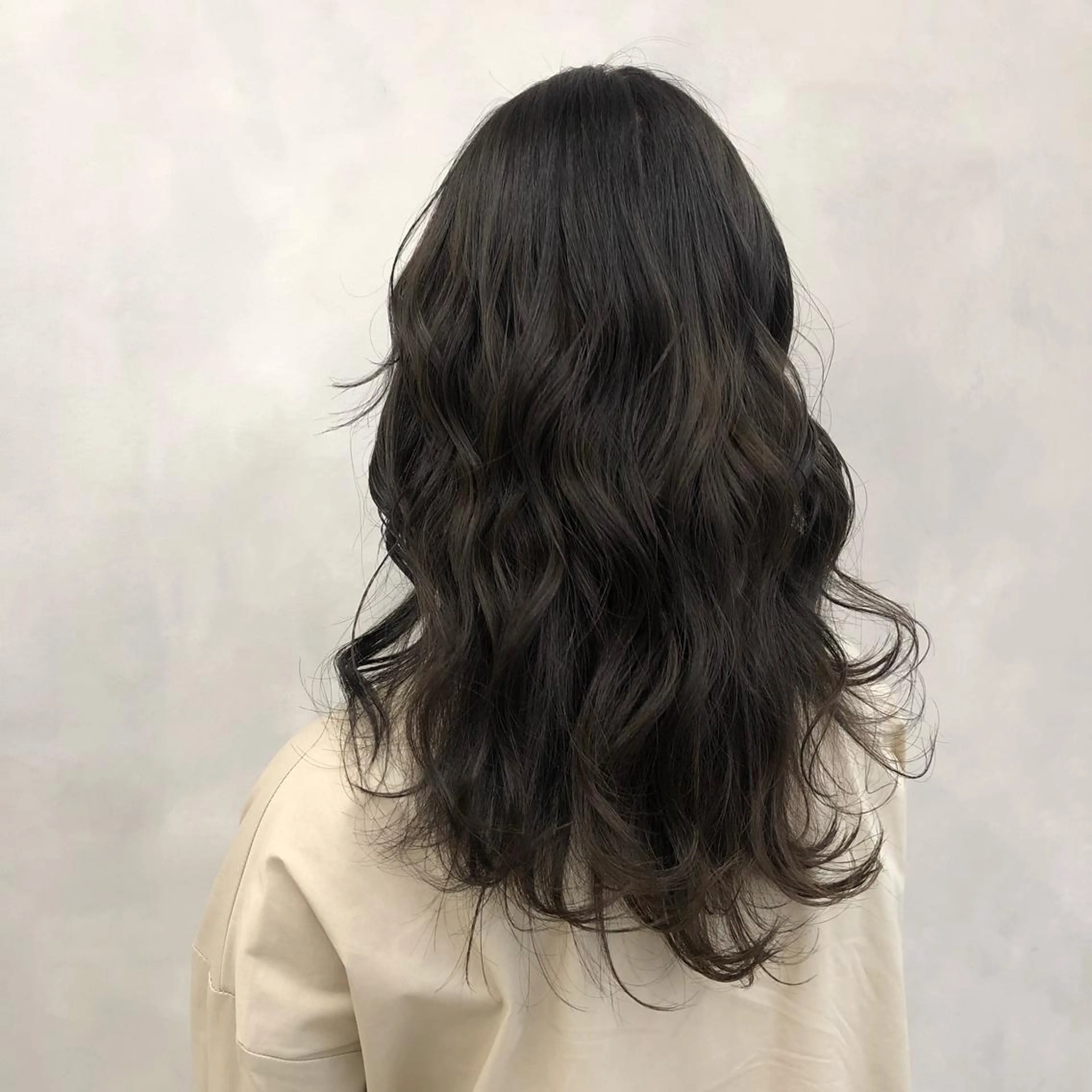 ロング 髪質改善⌇﻿透明感 カラー⌇﻿川上葵のヘアスタイル