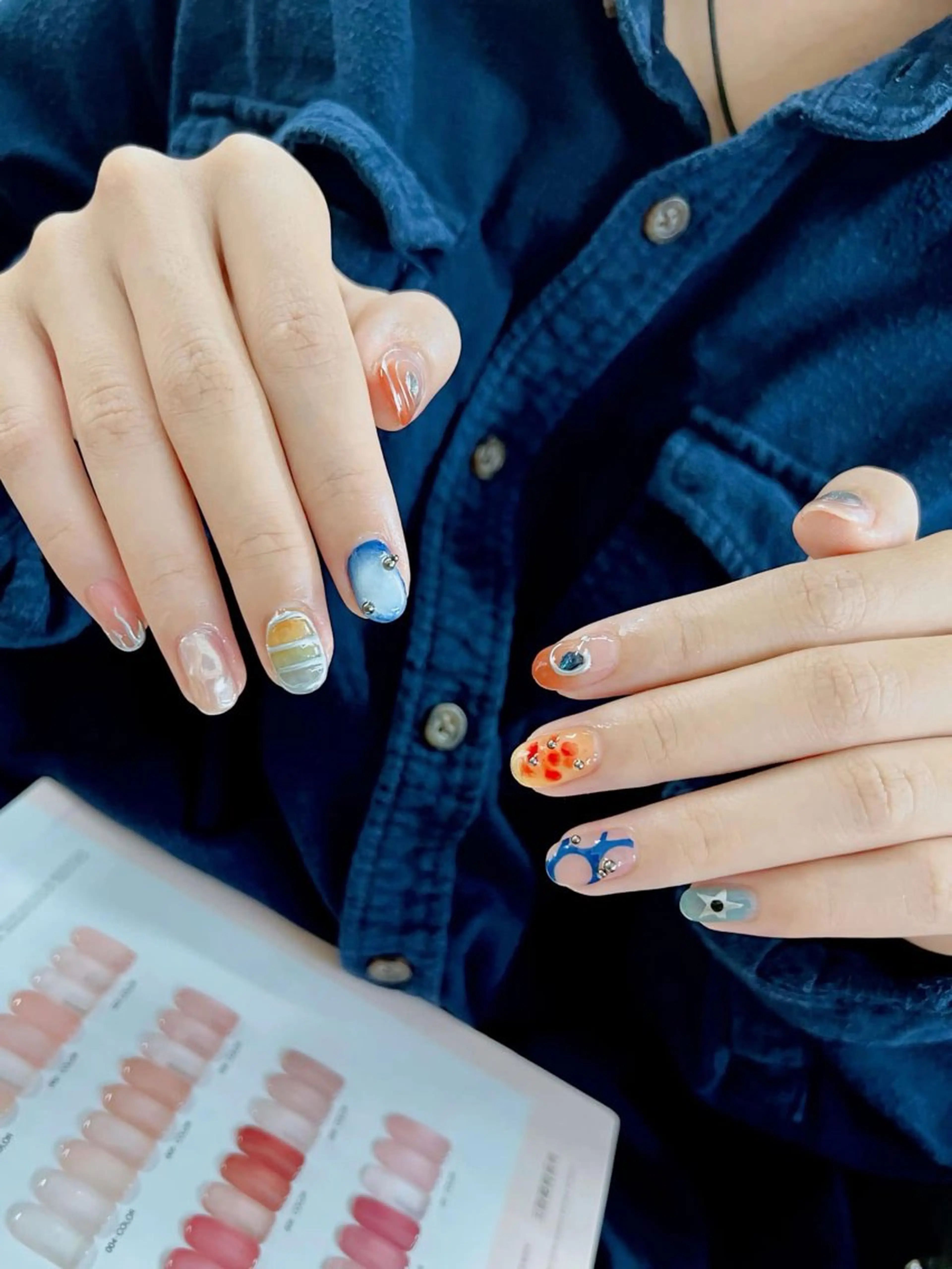 ネイル アートネイル フレンチネイル ジェルネイル マグネットネイル 持ち込み Minette Nailのネイルデザイン