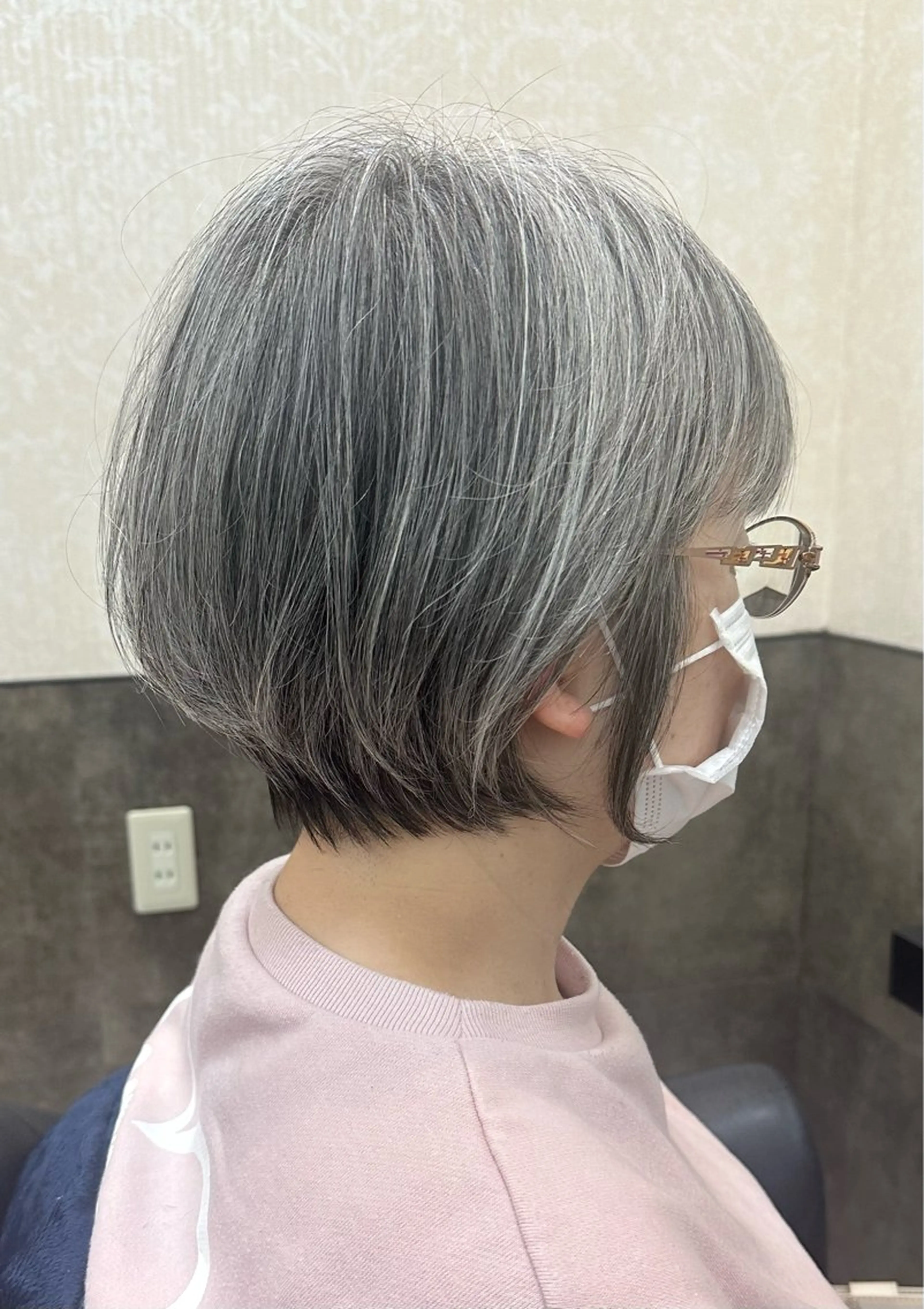 ショート カラー ショートボブ ブリーチ デザインカラー ハイライトカラー ハイトーンカラー カット ヘアカラー トリートメント 近鉄奈良ショートヘア 清水力也のヘアスタイル