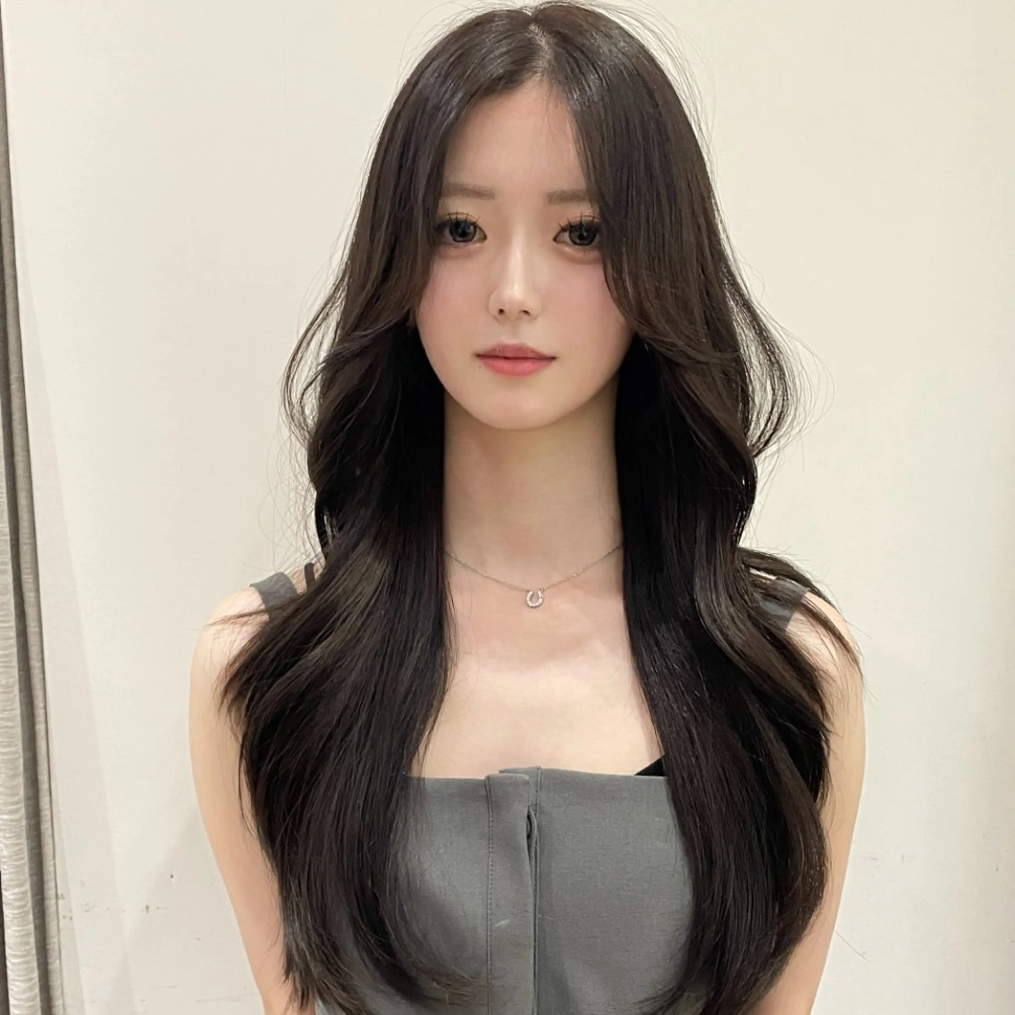 ロング ハッシュカット🖤✨ 顔周り/韓国ヘアのヘアスタイル