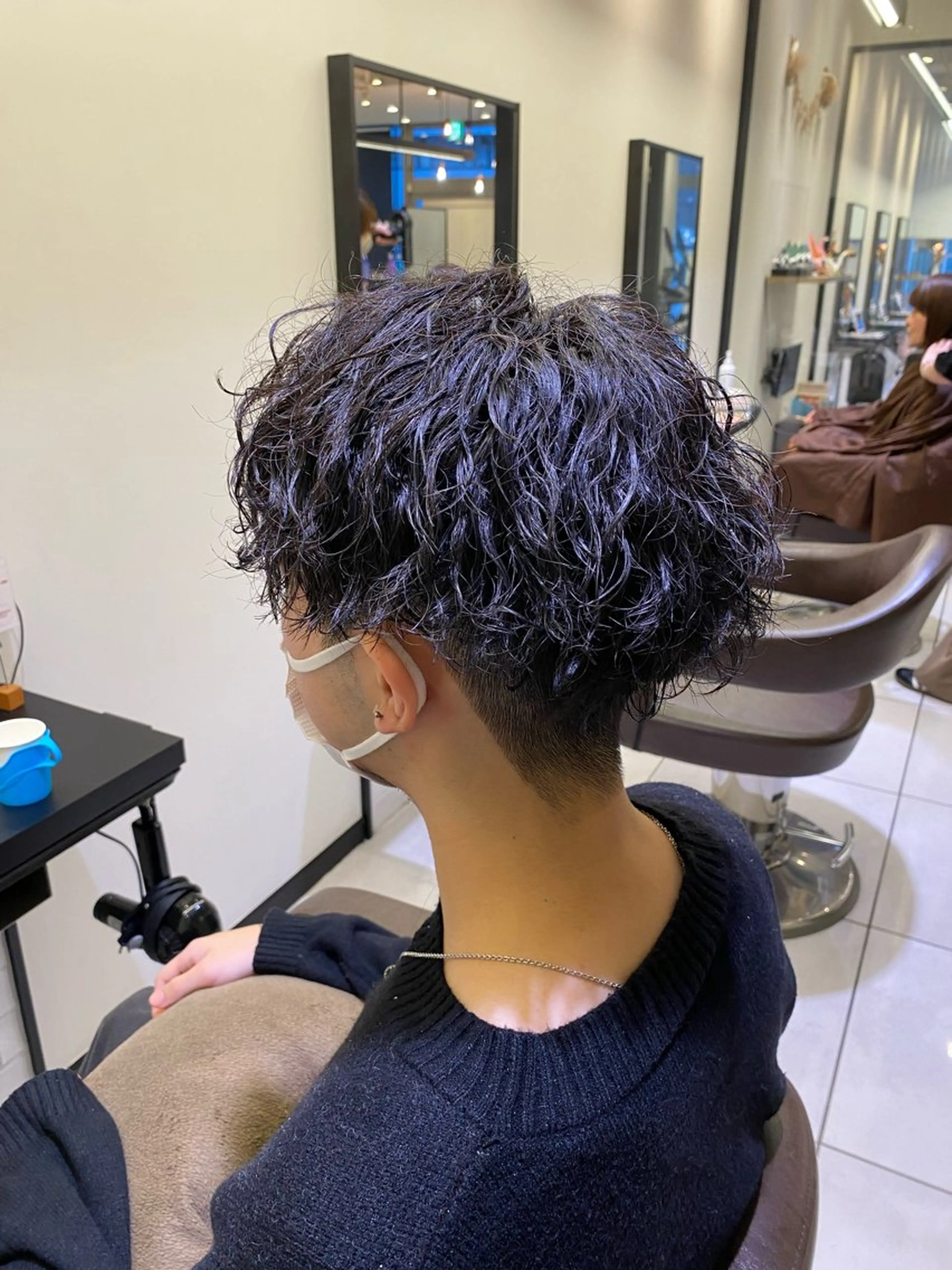 ショート パーマ メンズ メンズパーマ ツイストスパイラルパーマ スパイラルパーマ 野老 海音のヘアスタイル