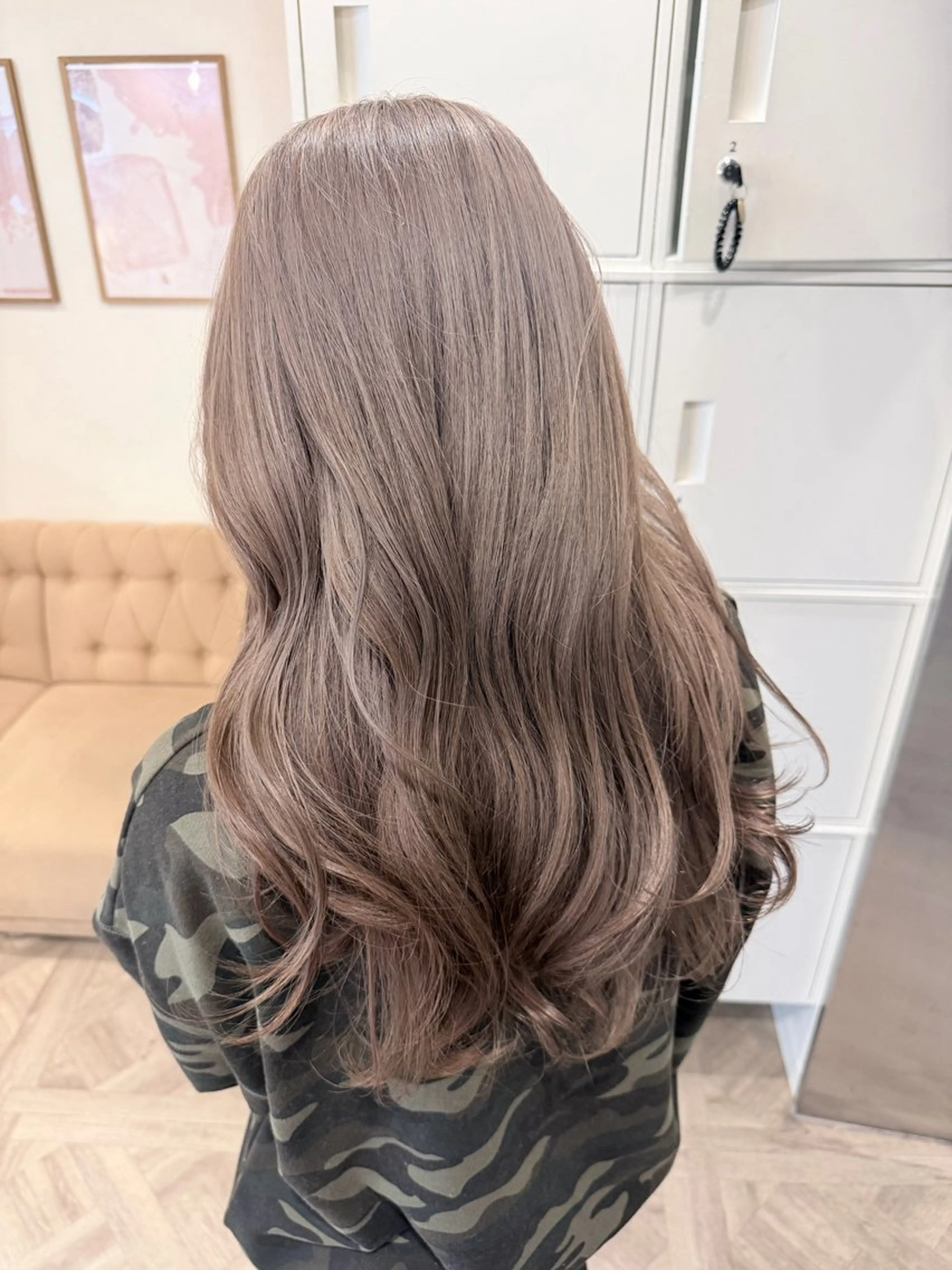 ロング カット ヘアカラー トリートメント 草野ゆずき⌇縮毛矯正 ⌇Wカラー⌇レイヤーのヘアスタイル