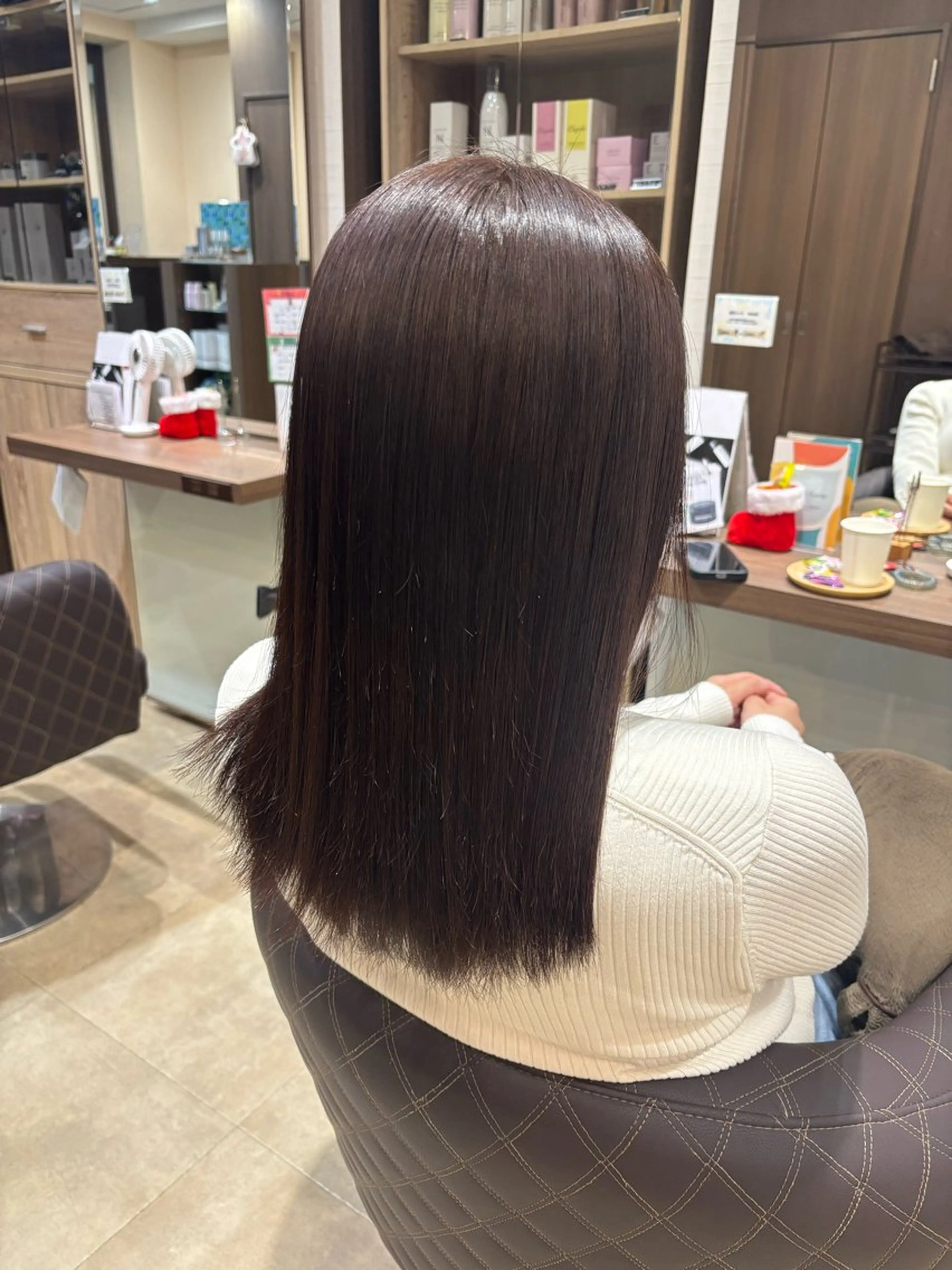 セミロング ヘアカラー Aimi🎀 浦安美容師のヘアスタイル