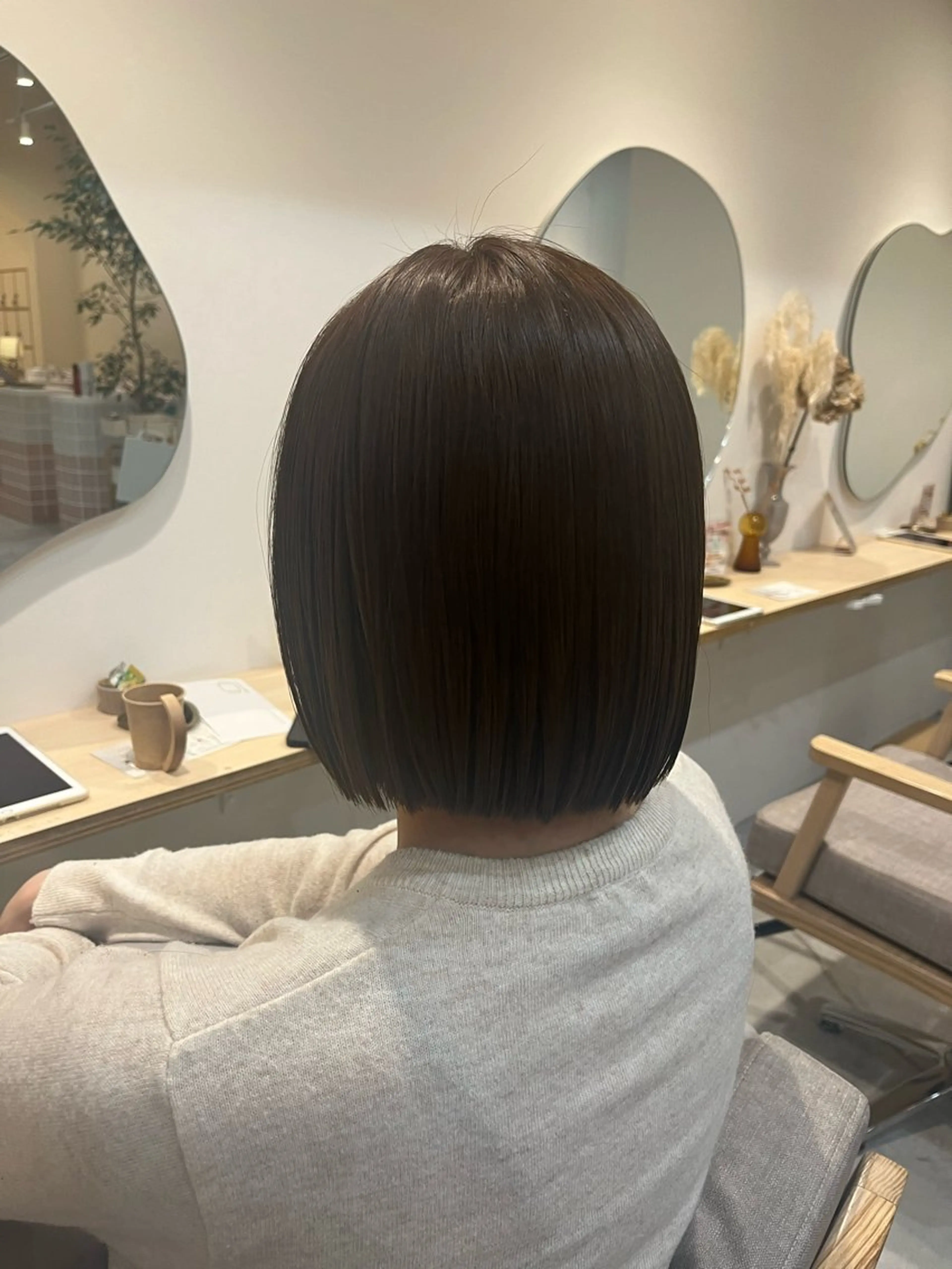 ミディアム カット ヘアカラー 山口 愛結のヘアスタイル