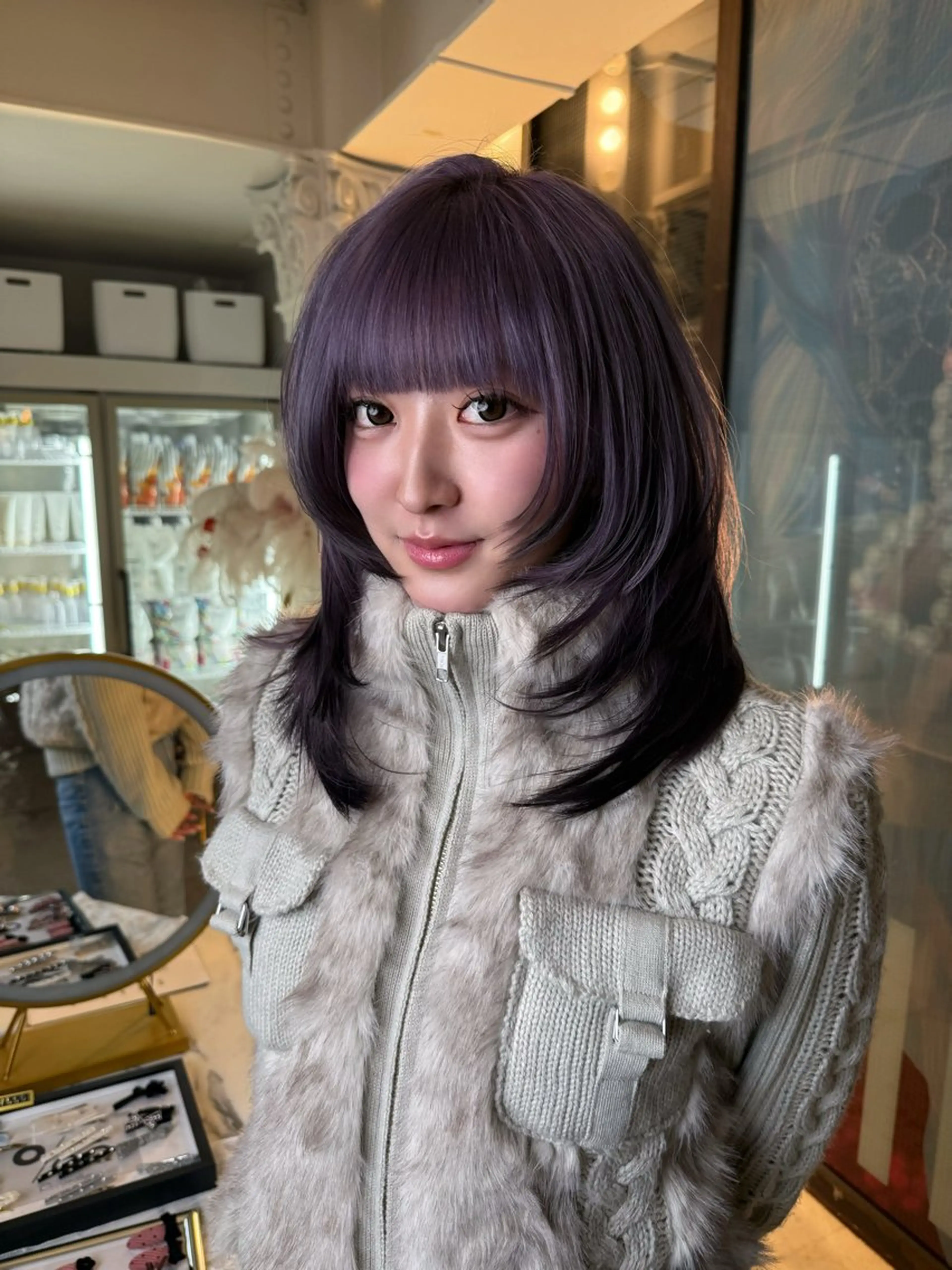 セミロング カラー デザインカラー シルバー ヘアカラー トリートメント ヘアセット HARUNA/原宿/ デザイン/カットのヘアスタイル