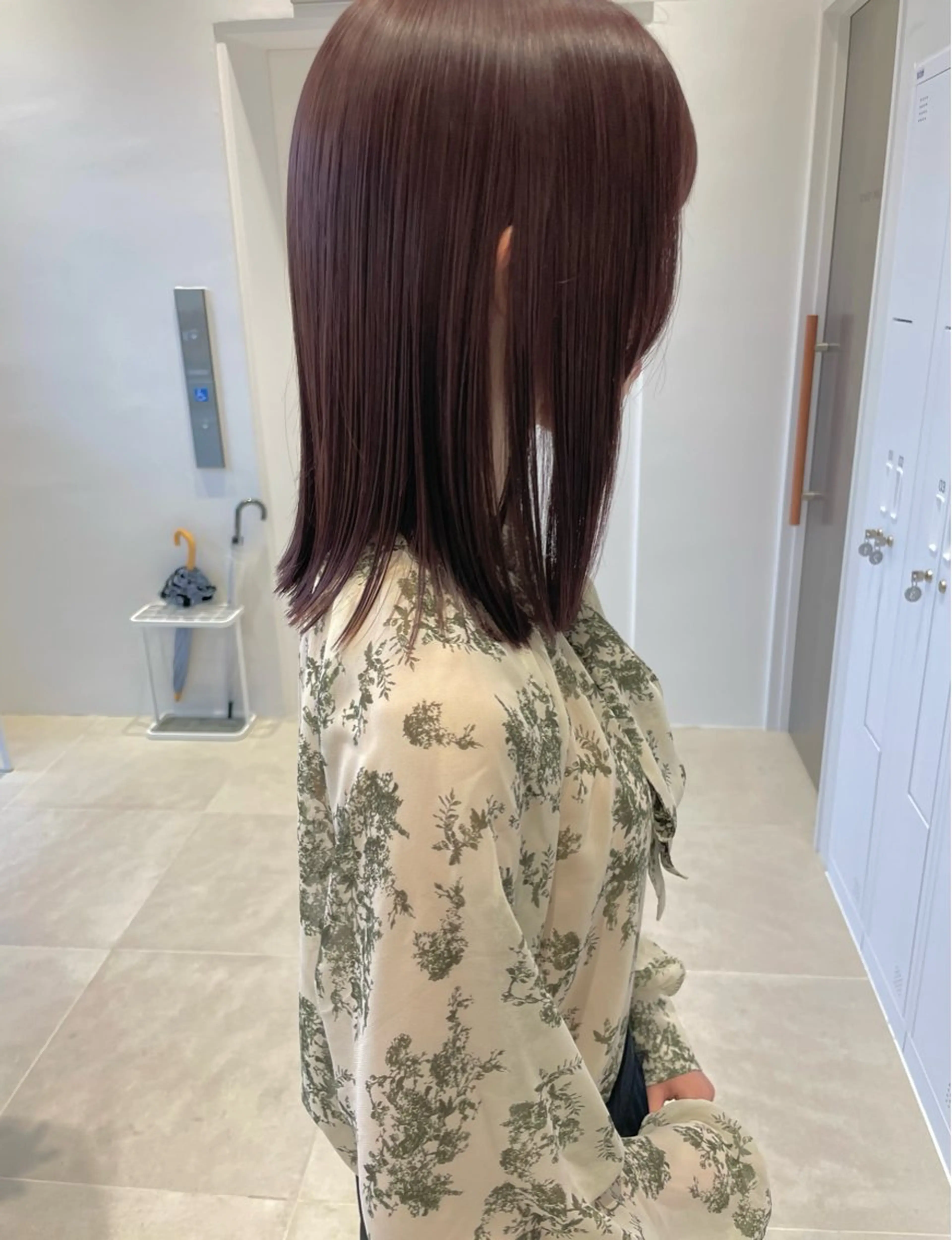 ミディアム パープルカラー カット ヘアカラー トリートメント 東京の技術を 京都で✂︎🕊️💖のヘアスタイル