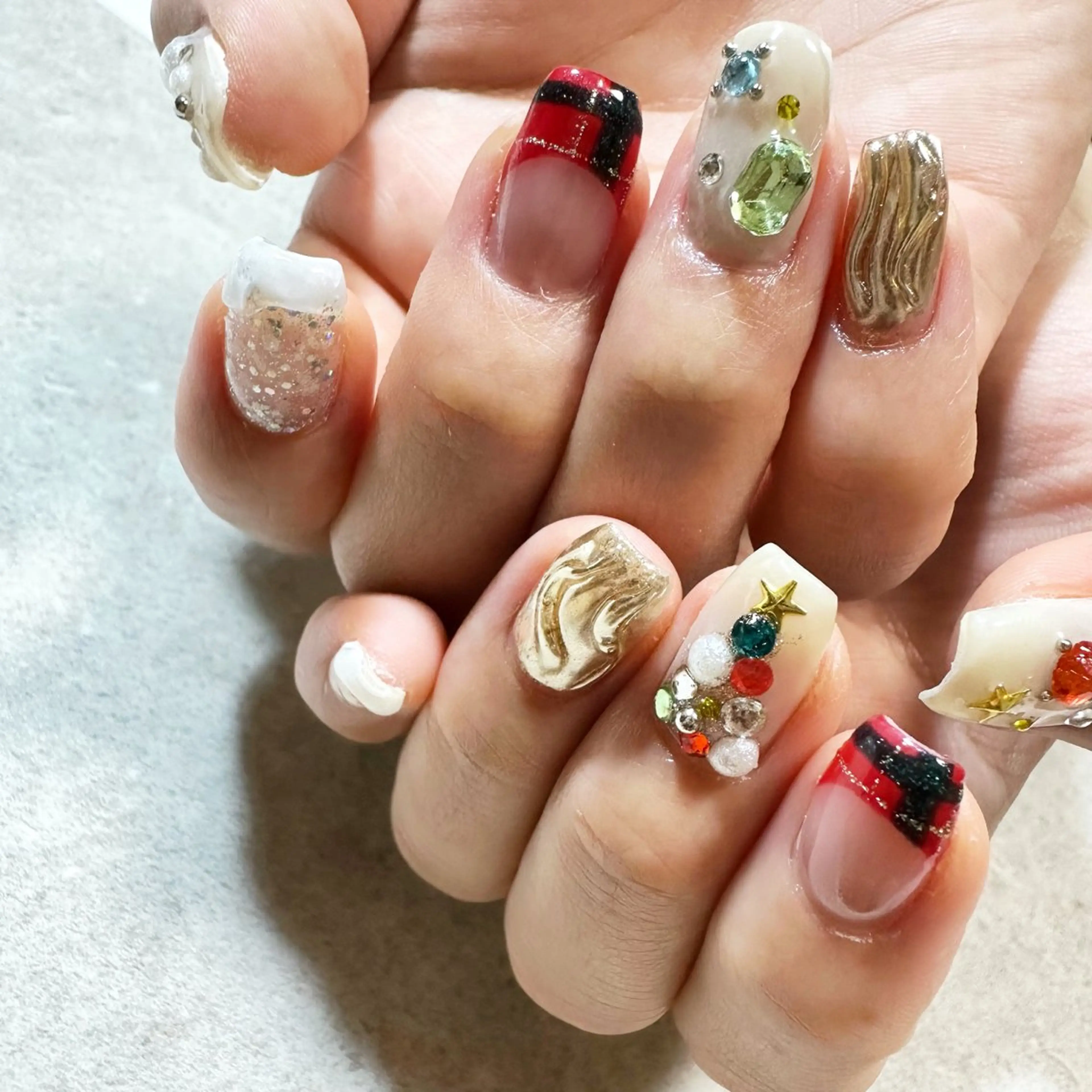 ネイル T Kのネイルデザイン